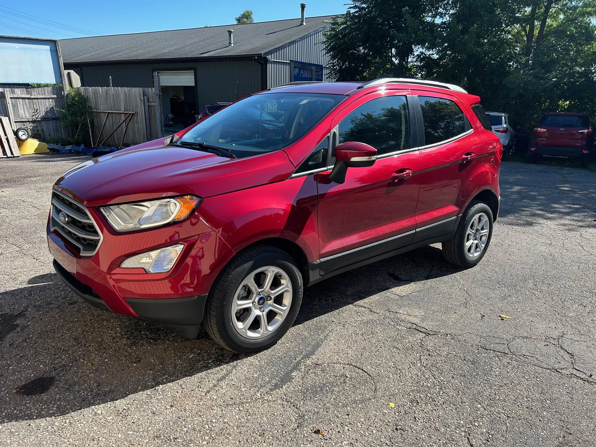 Pair of 2021 Ecosports  both SE  4 WHEEL DRIVE, heated seats,  sunroof.  Red one has 35K miles, $12,000. Blue one has 15k miles, $13,000.