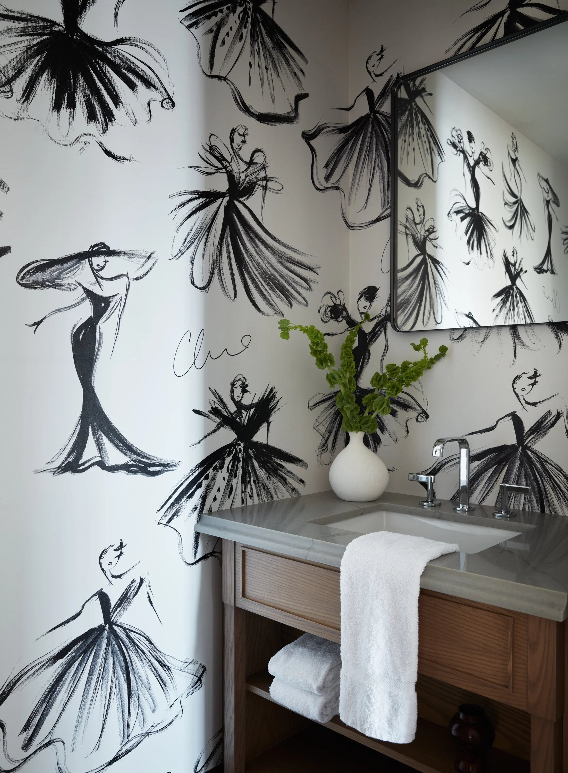 250822_TLenz_Siriano_Delamar16118 (1).jpg