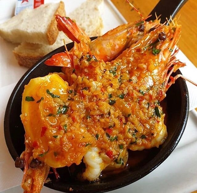 It&rsquo;s the perfect day for sizzling prawns 🦐 
@padburys 📸 @perthcafeculture 
#perthisok #prawns #famousmenu #gotoguildford #westisbest #local #fresh #supportlocal #smallbusiness
