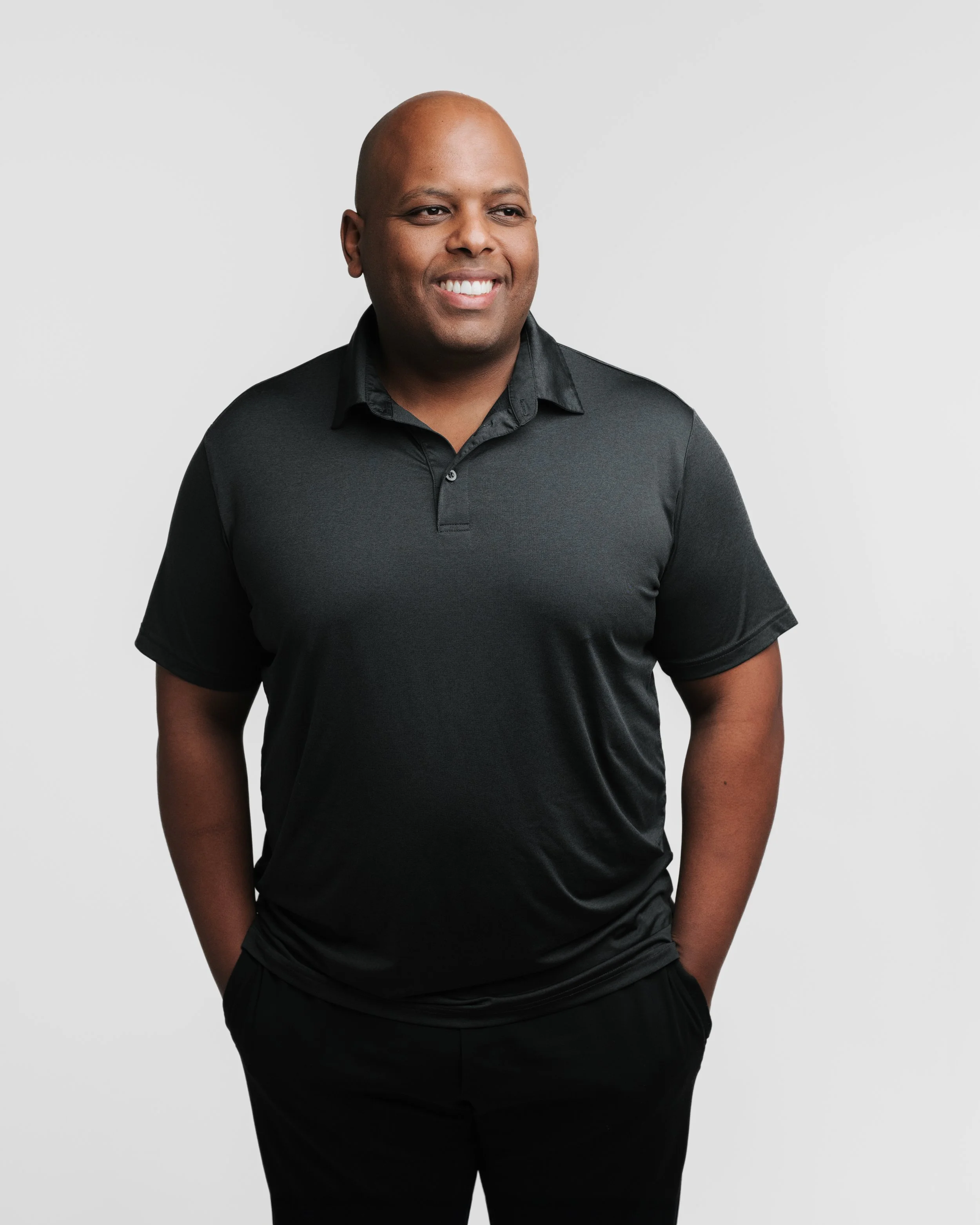 Feel better, move better with Emanuel Fessahaye, RMT in Langley. Therapeutic massage for pain, stress, and recovery—personalized care designed around you. Book now.