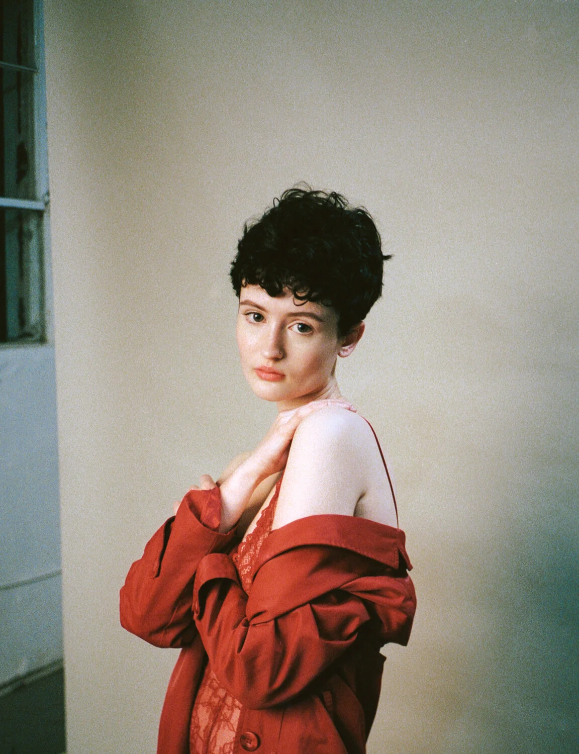 Liz-kodakportra80018.jpg