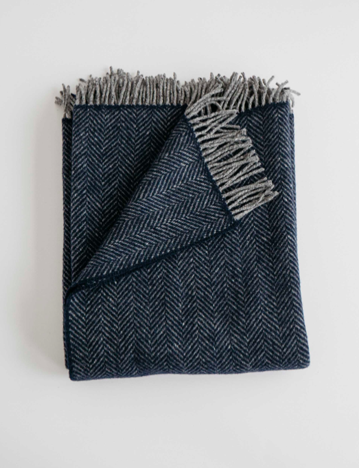 Cashmere Herringbone Throw in Midnight