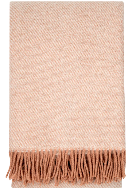 ILO wool blanket in powder white