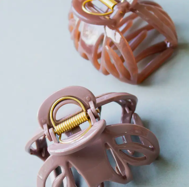 Neutral Octopus Claw Clip