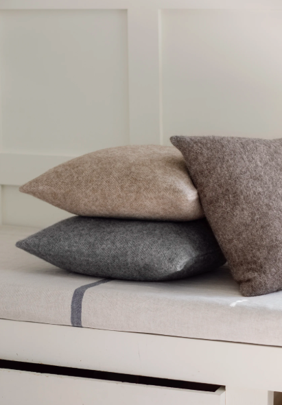 Arvo wool pillow in nature's brown