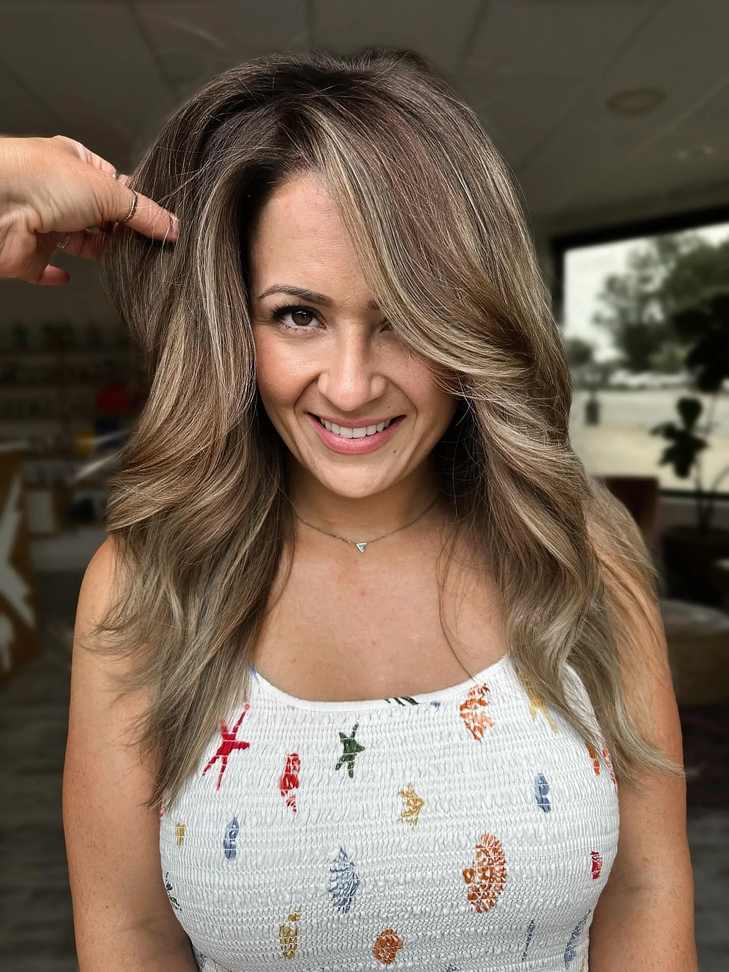 It&rsquo;s giving &hellip;. Going to the beach in the fallll and we love it🍂 

mane artist: @lydia.nativemane