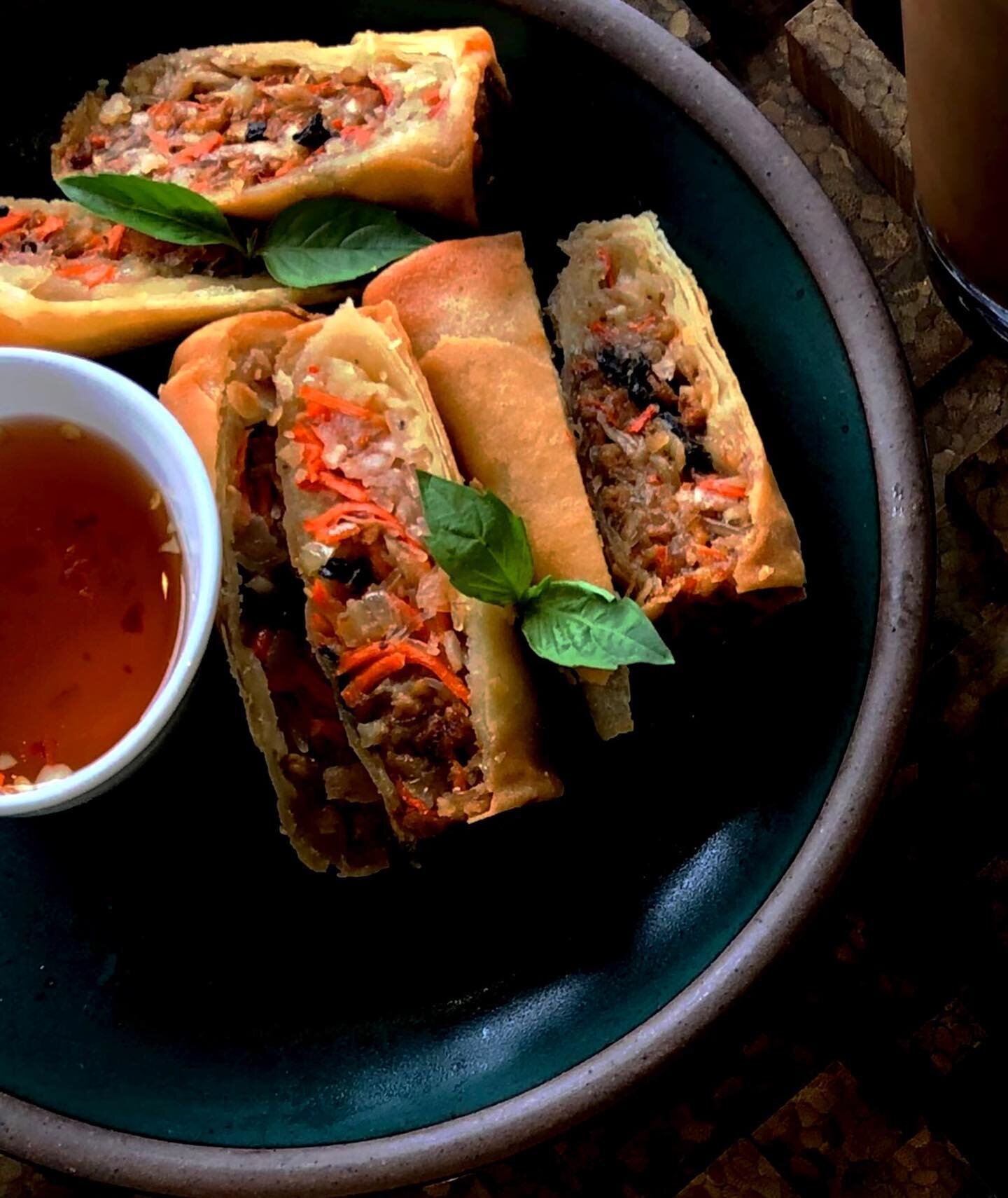 Filled with carrot, taro, vegan ground meat, onion, wood-ear mushroom, and all individually hand-rolled. ❤️ Swipe to see some behind the scenes of our spring rolls 👉🏼