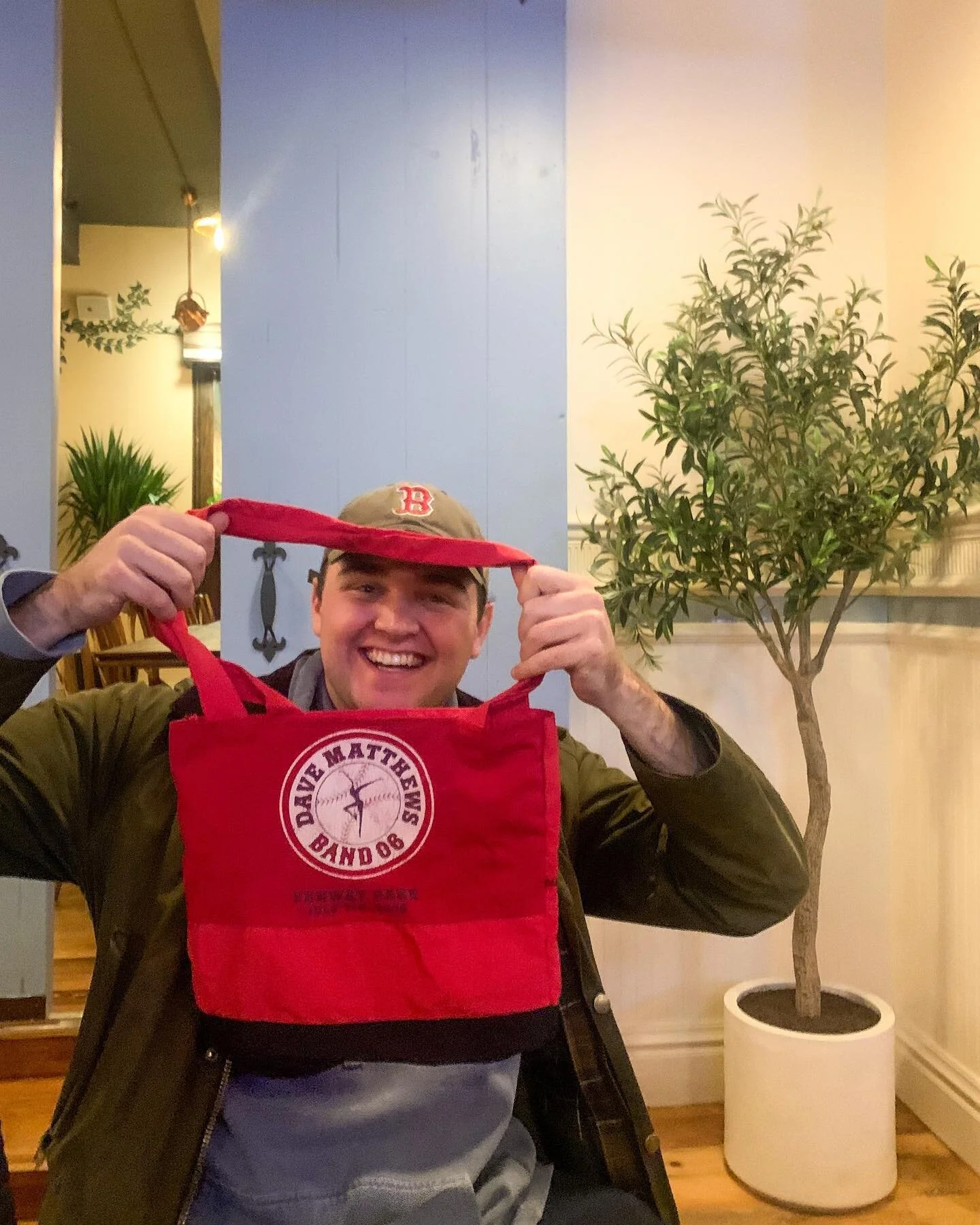 @mattmccarthy25 gave me a Dave Matthews Band 2006 Fenway Park tour shirt a couple weeks ago. You don&rsquo;t see those every day, so had to make sure we did this repair right. The fit was a little too snug for his liking, so naturally we made a #tote