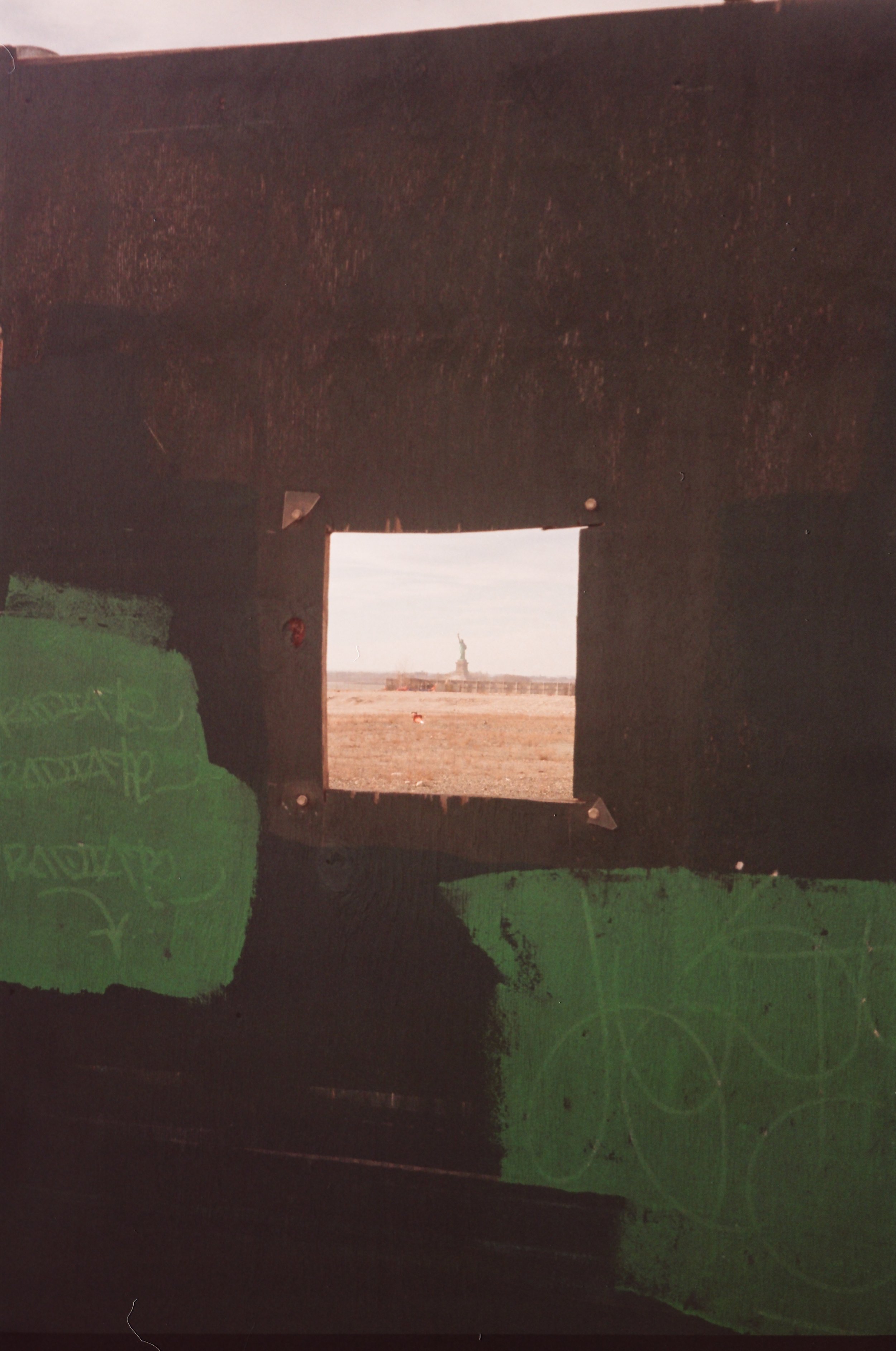 statue of liberty.jpg