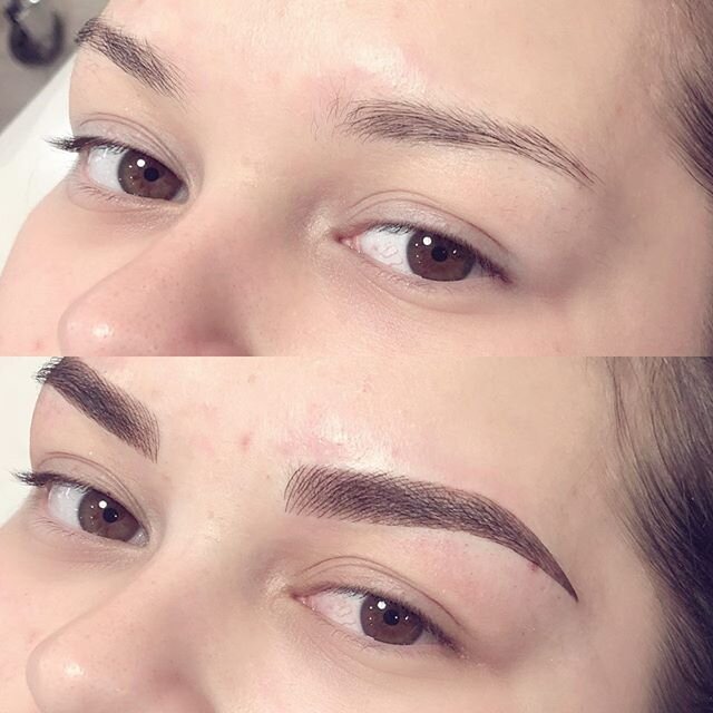 Combo Brows 💣 
BROWS BY: Tiff
BOOK NOW 
FEATHER TOUCH BROWS $499 (including perfection session)