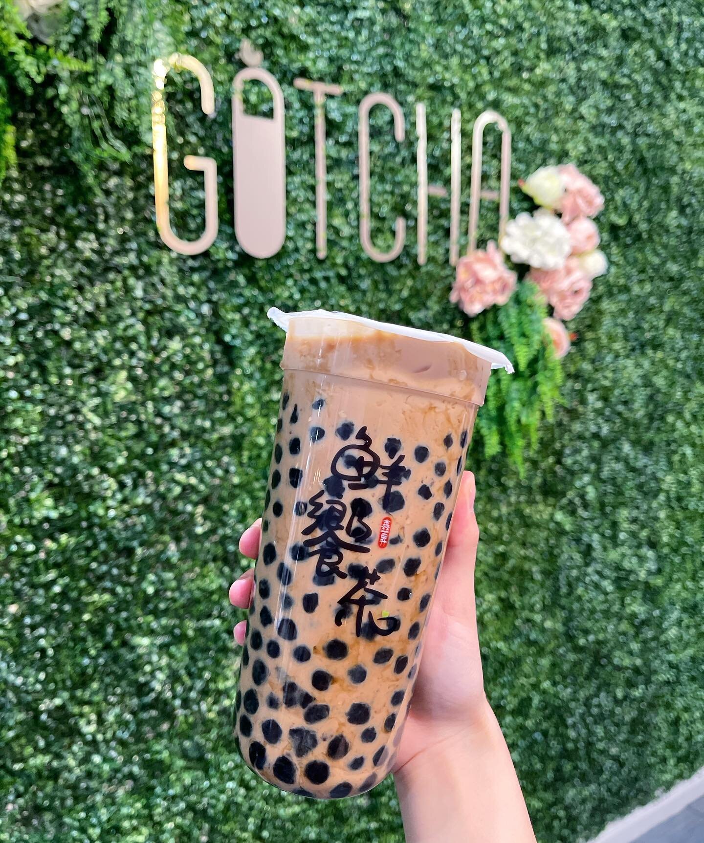 Happy Friday! Treat yourself to extra boba just &lsquo;cause 😉 tag a boba lover ❤️ #gotcharosemead
&mdash;
🏷 Tag us @gotcharosemead
❤️ Find us on @ubereats, @doordash, and @grubhub !