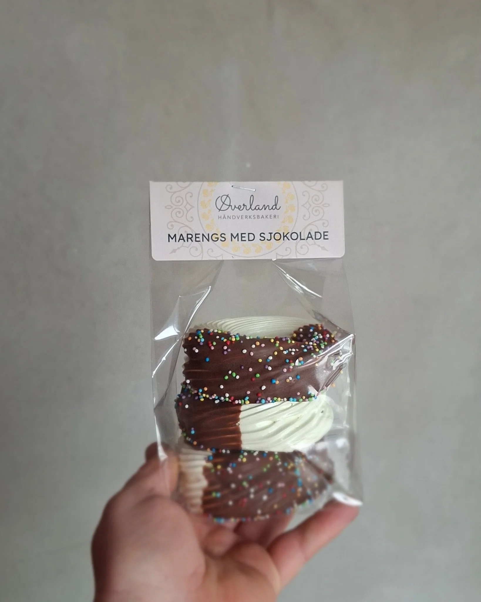 NYHET! 🌞
Vi har ordnet oss noen flotte etiketter til t&oslash;rrvarene 👏✨️

Tusen takk for hjelp med designet Madlen 💗
@mb_norway