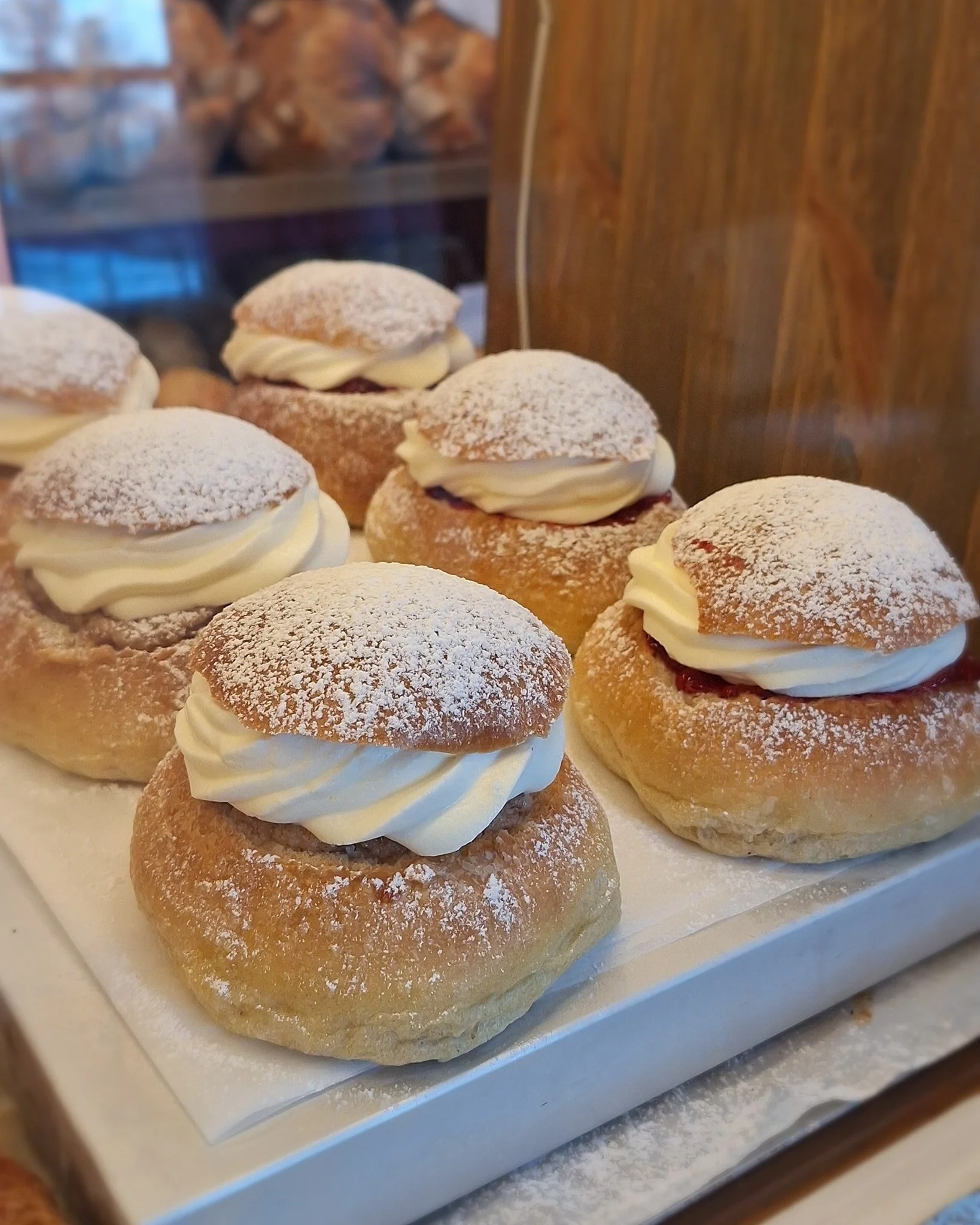 Velkommen til &aring;pent bakeri idag kl.14 til 17✨️💕✨️💕✨️💕