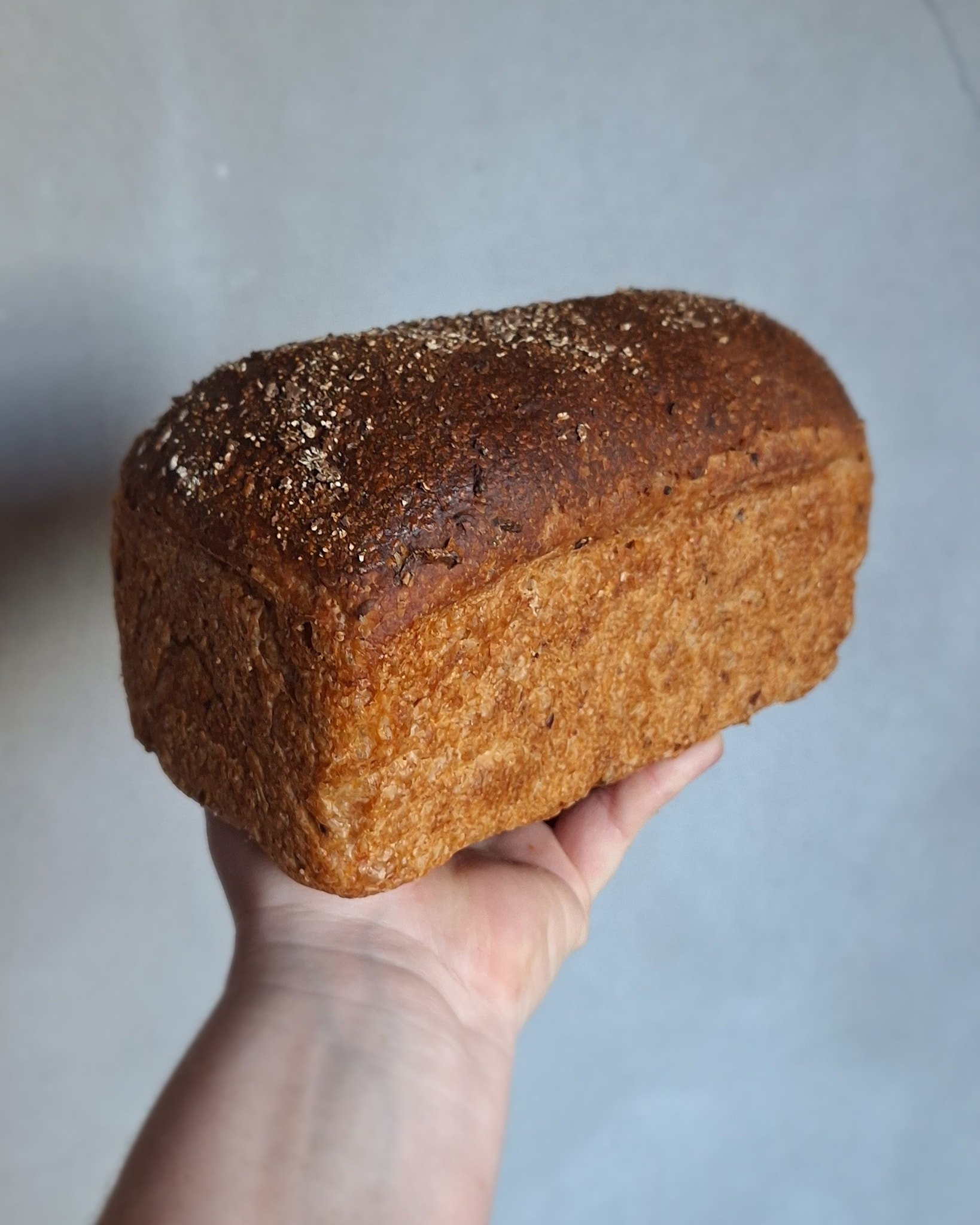 &Aring;pent bakeri l&oslash;rdag 24.januar 😃

DA! Er det p&aring; tide &aring; f&aring; varme i den steinovnen igjen! 
Masse godt &oslash;kologisk mel fra Holli M&oslash;lle og Mylna skal veies opp, &oslash;kologiske fr&oslash; og kjerner skal r&osl