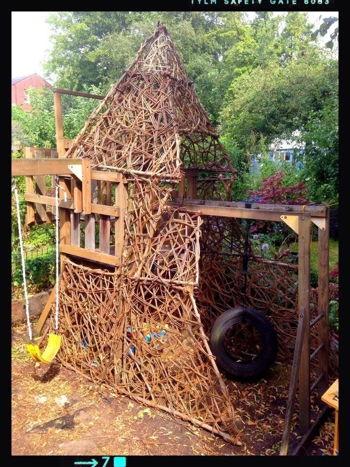 Willow surround for climbing frame