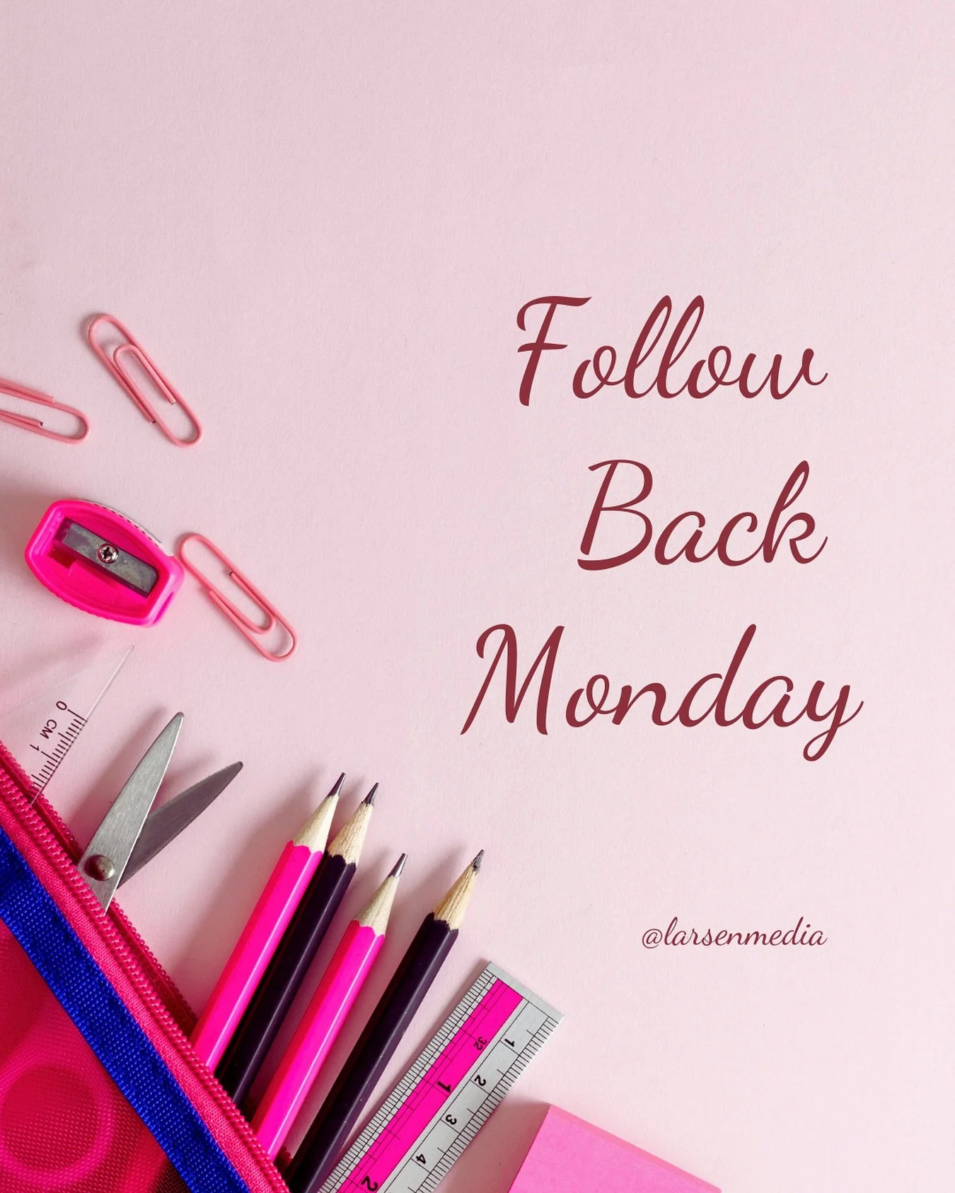 Draw in new followers with #followbackmonday. It&rsquo;s open to anyone who wants to build new connections. 🤝

💬 Comment below to introduce yourself / your business.

📲 Tag 3 friends who would love to grow their network too. 

🤝 Engage with other