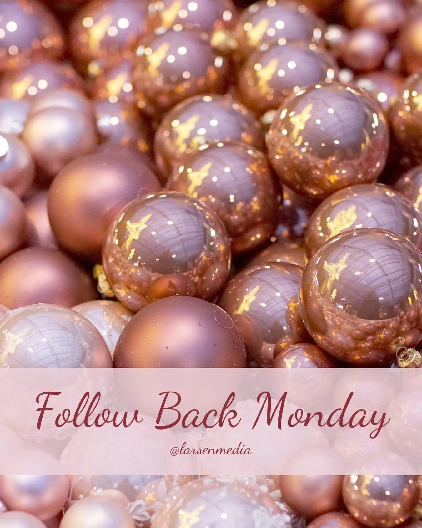 If you&rsquo;d like to meet friendly faces and build your network, this #followbackmonday is the perfect little bauble-boost your feed deserves. 😉

Here&rsquo;s how to join the festive fun:

💬 Pop a comment below and introduce yourself/your busines
