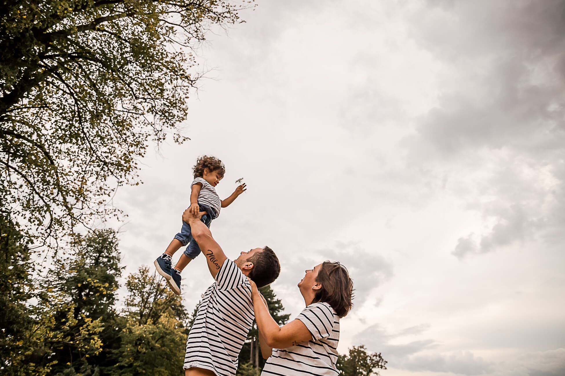 Services-portfolio-reportage-famillle-séance-photo-familia-vegaphotographe.jpg