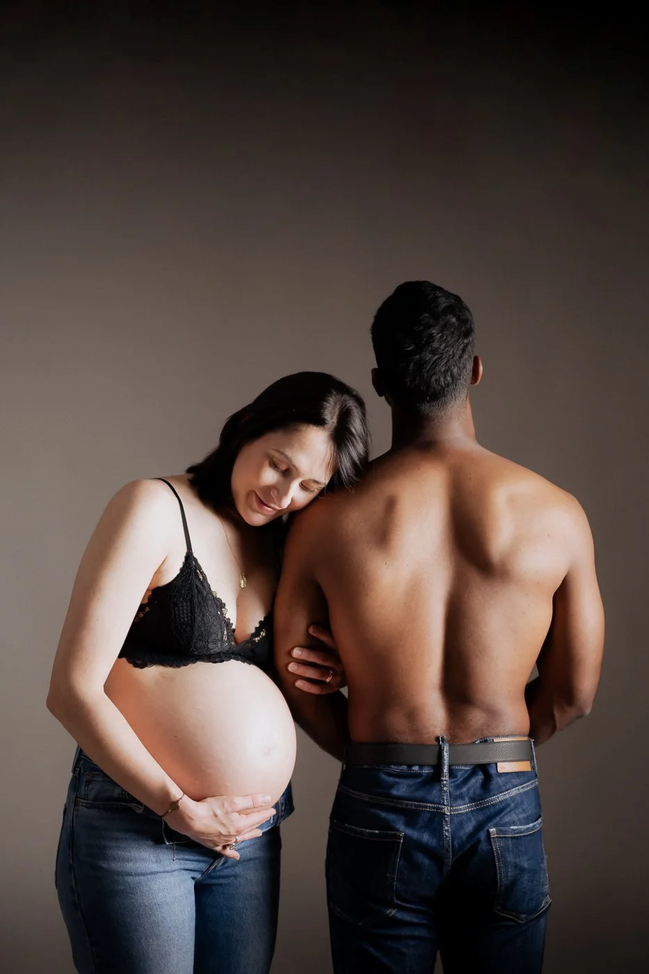 photographe-grossesse-studio-lyon-vegaphotogrphe (8).jpg