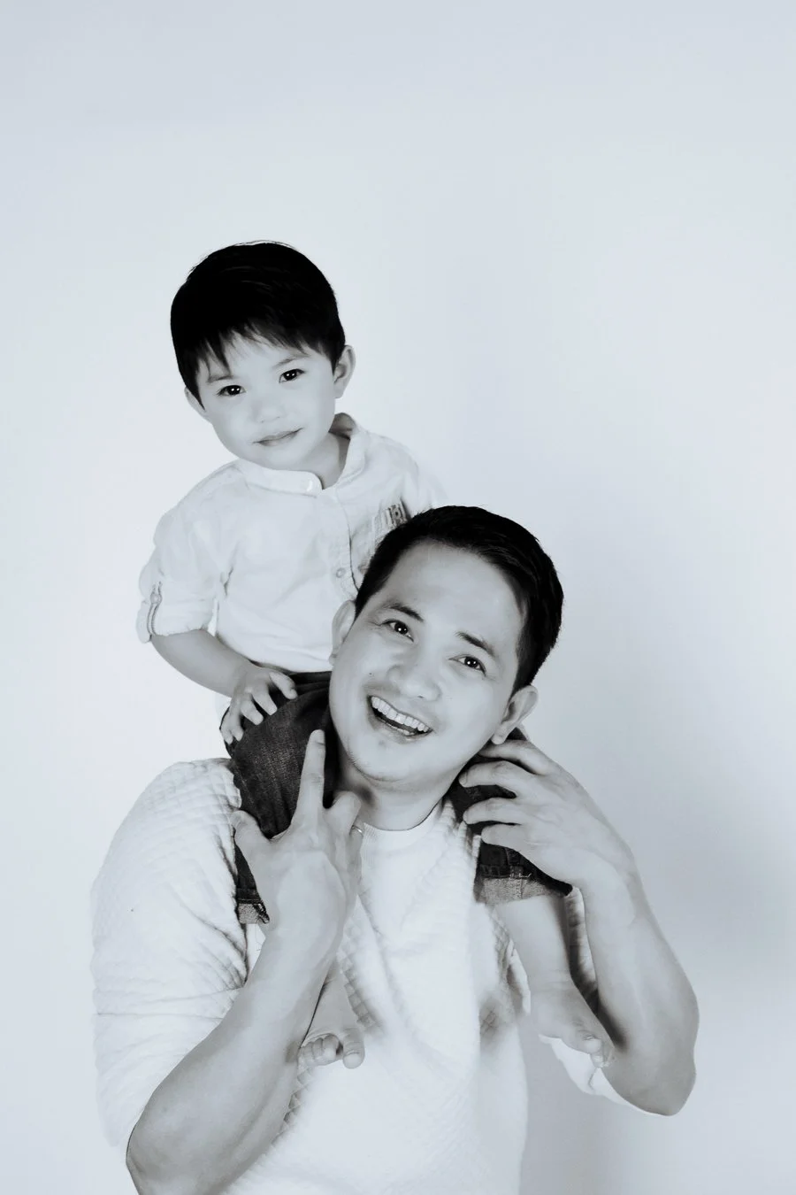 portrait-famille-complet-noir-blanc-lyon-vega (114).jpg