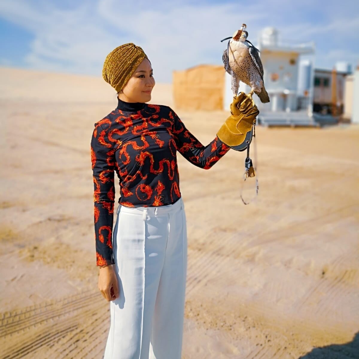 ...another day in Qatar...enjoying a morning trip into the dessert before performing the next shows later today. #qatar #doha #dessert #hawkeye #hawk #manaodrumsofchina