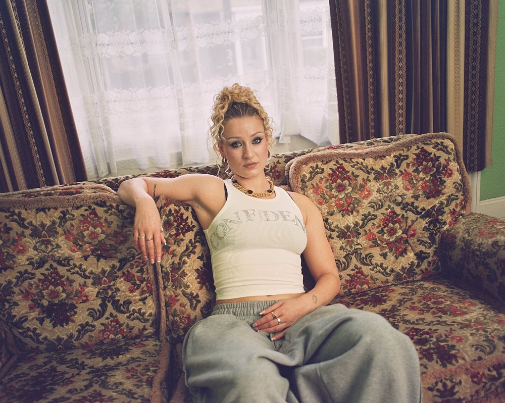 RUBII_CONFIDENCE_HOLLY WHITTAKER_ 2.jpg