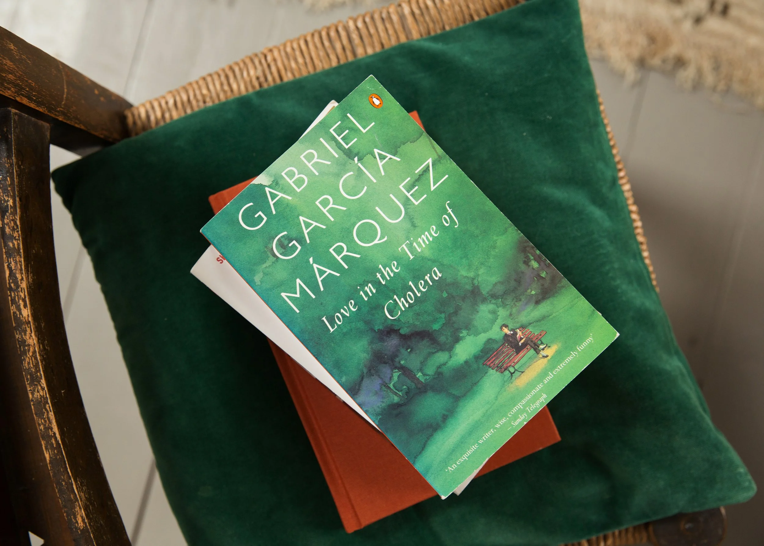 LAURA BAILEY_BY HOLLY WHITTAKER_4.jpg