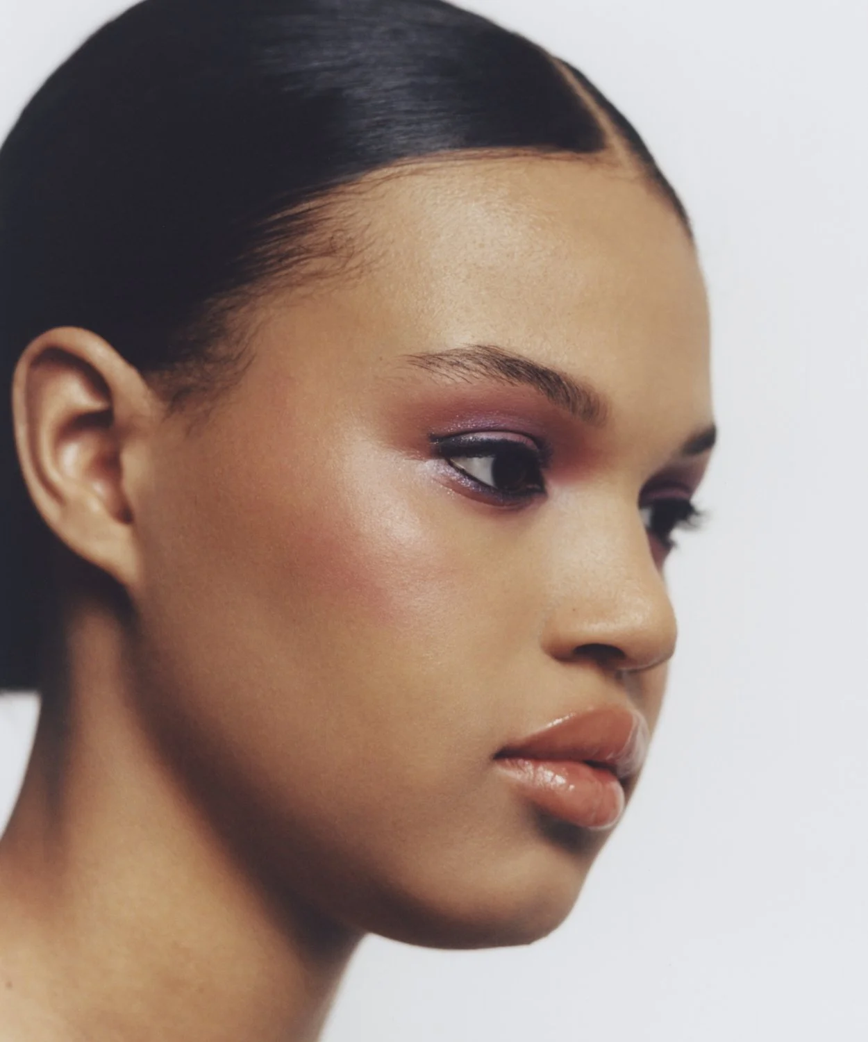 SASHUANA_BY HOLLY WHITTAKER_2.jpg