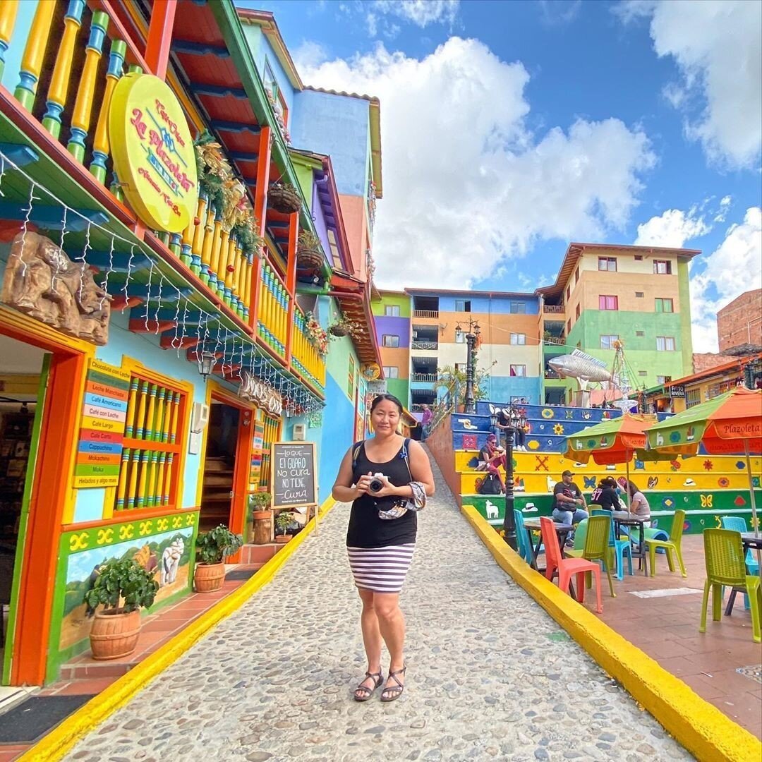 We love this colorful photo by @girlwiththepassporttattoo for #featurefriday. This charming spot can be found in Guatape, Colombia! Have you stumbled upon any beautiful corners of the world lately? ⠀
⠀
#colombia #featurefriday #fridayfeature #nonrevl