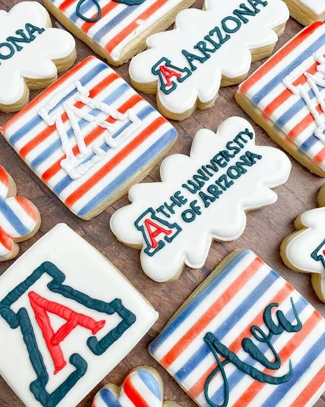drove through Arizona yesterday so why not 💙❤️ &bull;
Still accepting class of 2020 graduation orders! &bull;
#classof2020 #universityofarizona #cookies #customcookies #royalicing #sugarcookies #decoratedcookies #cookiedough #cookiedecorating