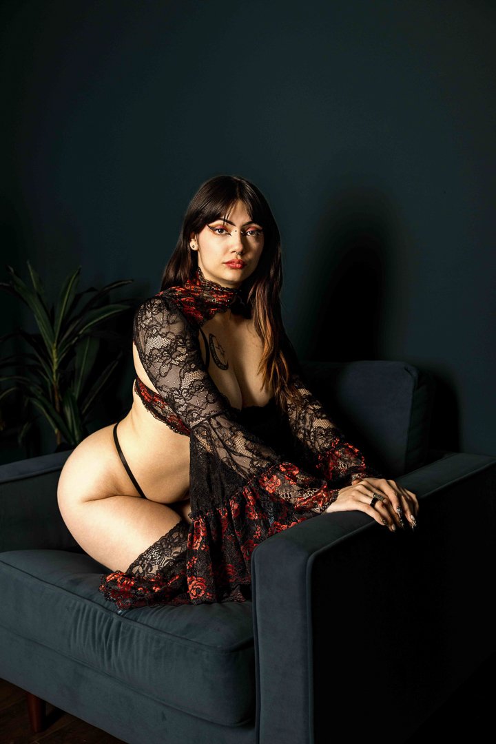 Jenny Elaine Boudoir 0170 Jenny Elaine Photography.jpg