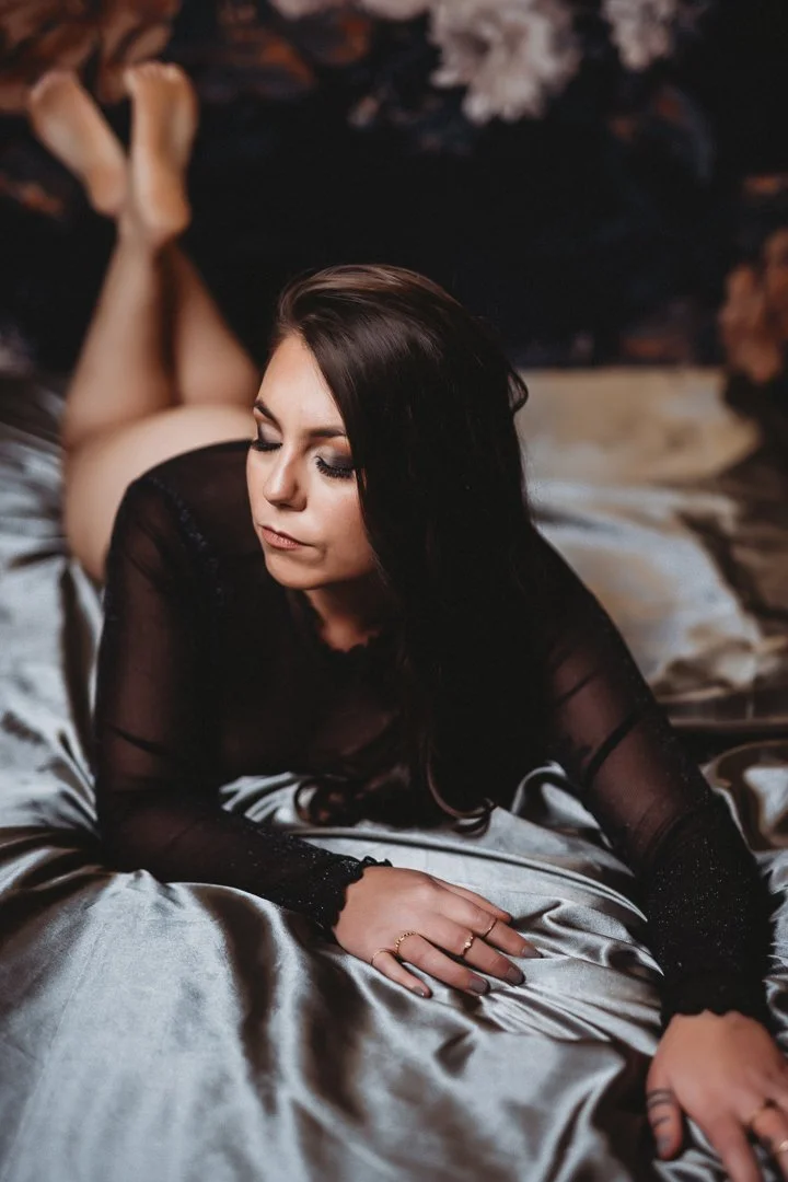 Jenny Elaine Boudoir 0288 Jenny Elaine Photography.jpg