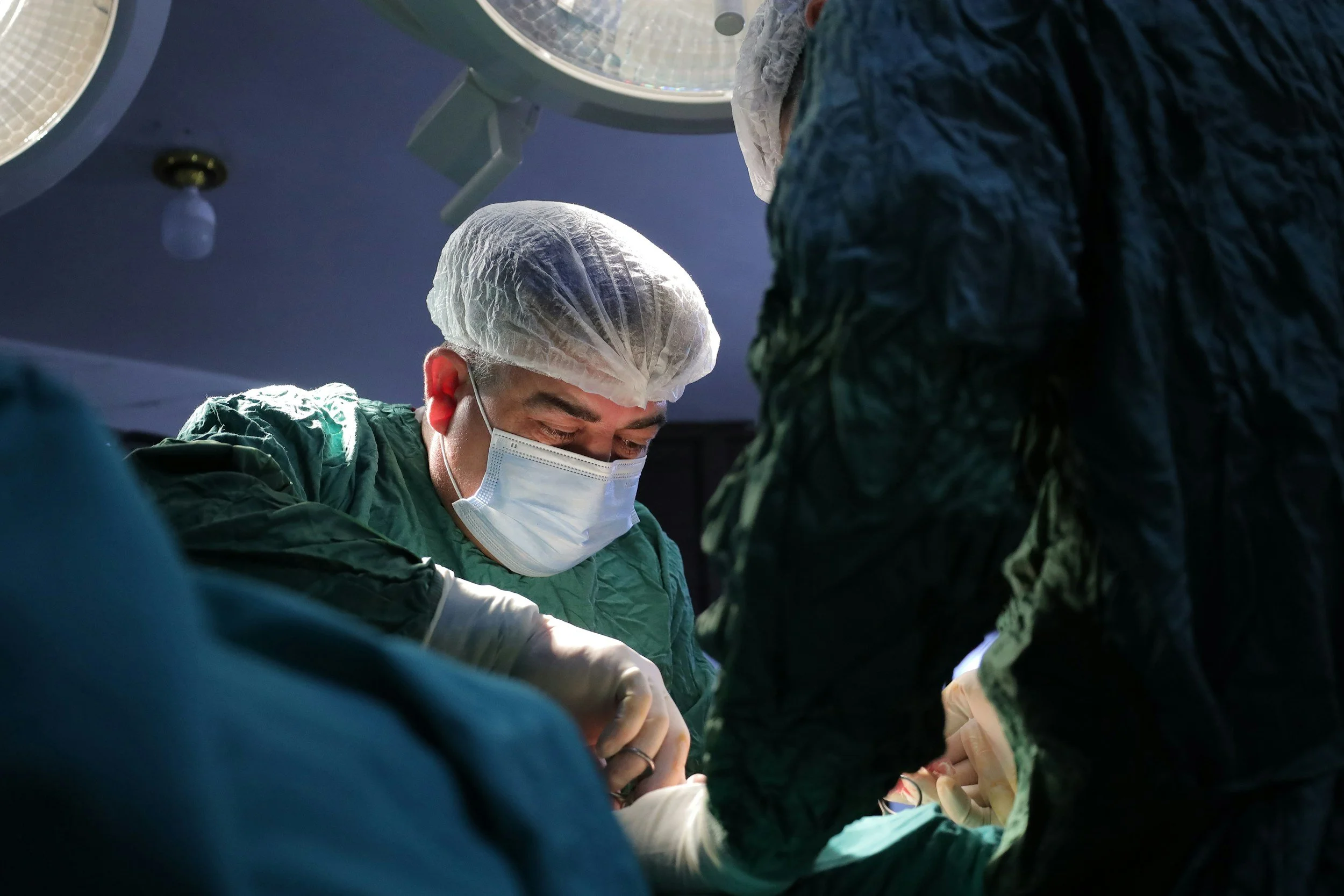 How Much Pain Should You Expect After Surgery? A Guide to Managing Pain After Knee Replacement, Hip Replacement, and Orthopaedic Surgery