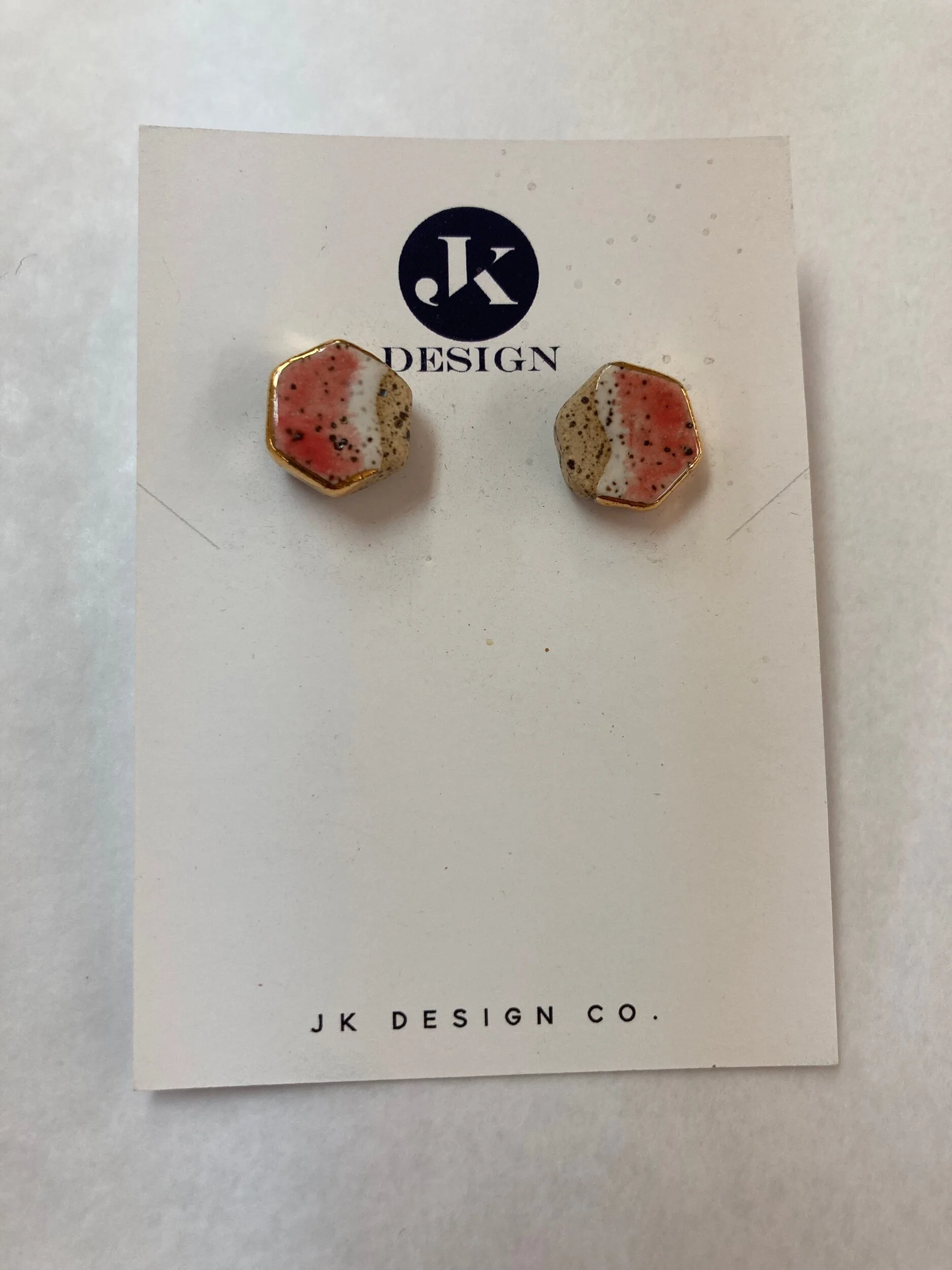 CAFCBEAE-E7CB-4EB5-AA1F-9B2CE6F18BCF