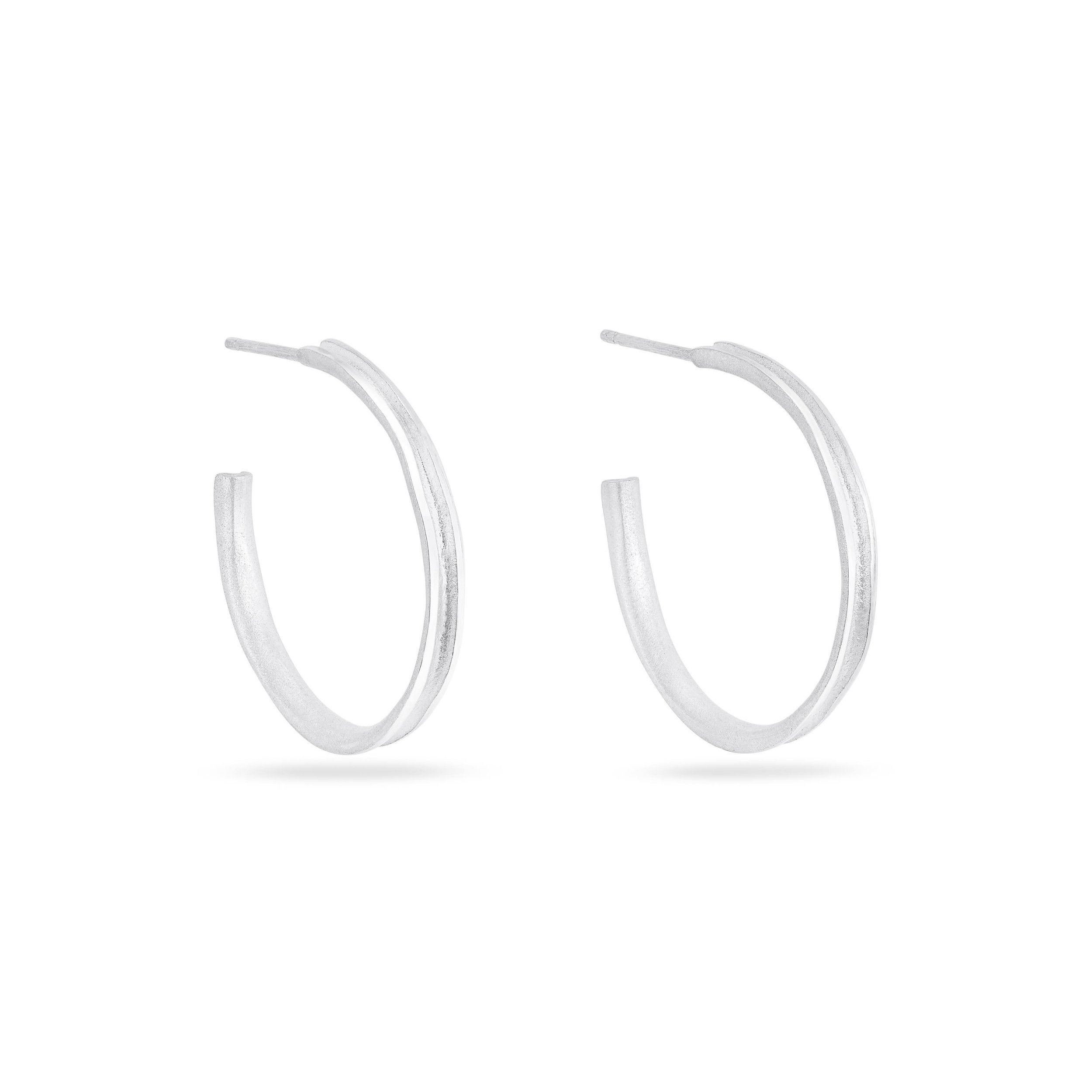 #7 Mara Hoop Earrings | Sterling silver | 2.5cm diameter (midi) | £80.00