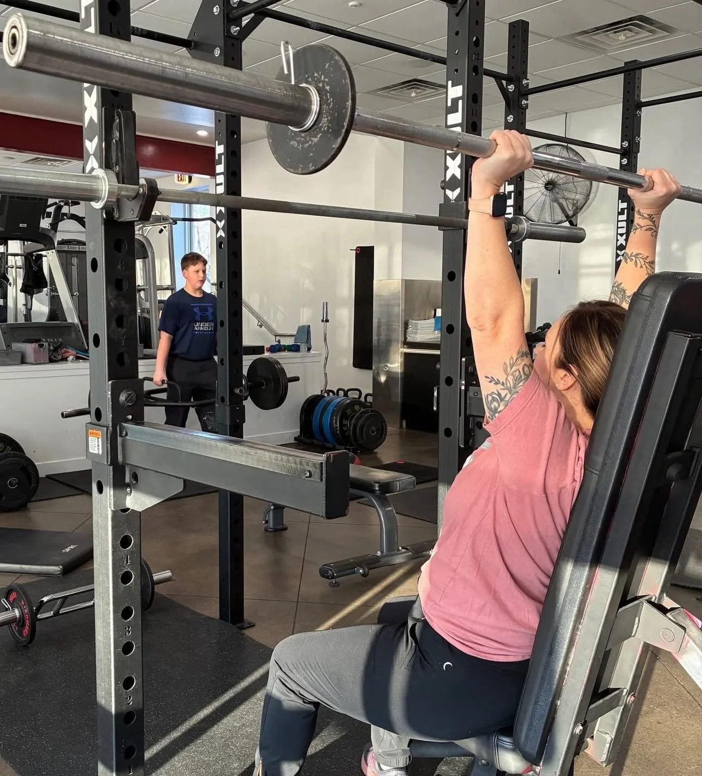 SOME FAMILIES BOND OVER MOVIES OR VIDEO GAMES.
THEY CHOSE THE BARBELL.

When Amber was looking for a place to train, one thing mattered most &mdash; it had to be kid-friendly.

She didn&rsquo;t just want a workout.
She wanted something they could do 