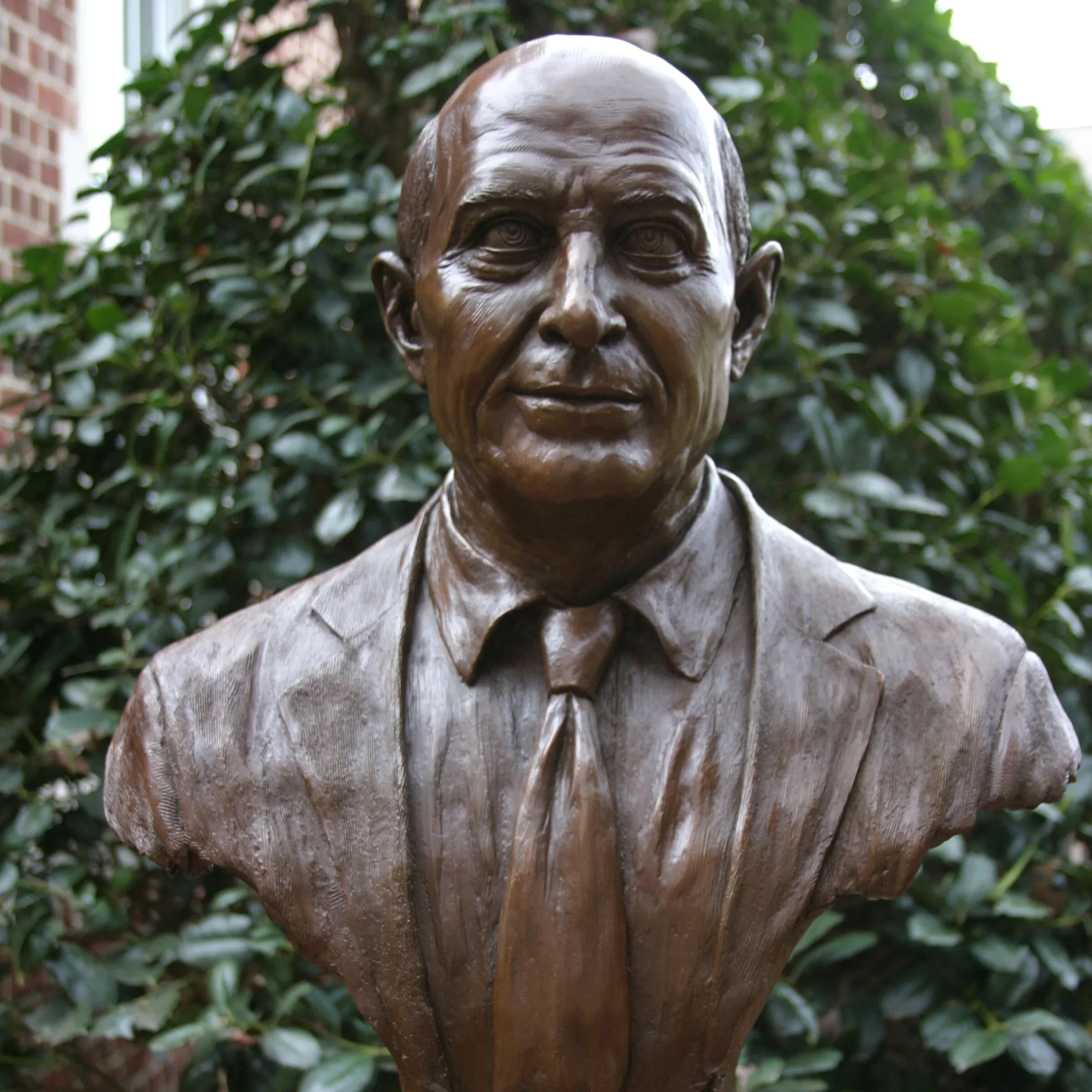 Irving Belk