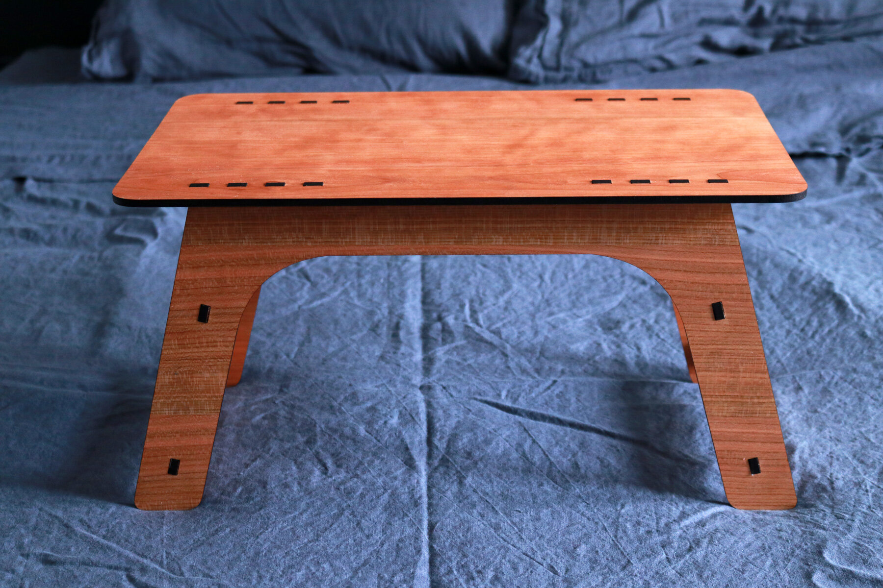 041_Minimal-Personal-Wood-Table.jpg
