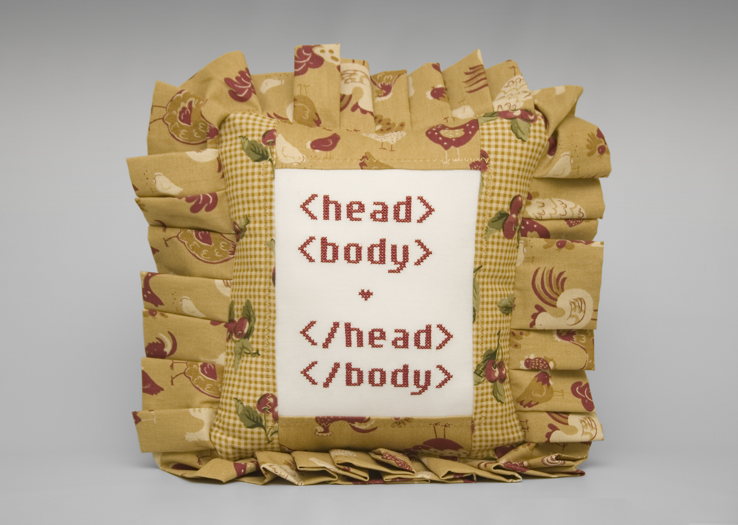 head_body-pillow-alicia-ross.png