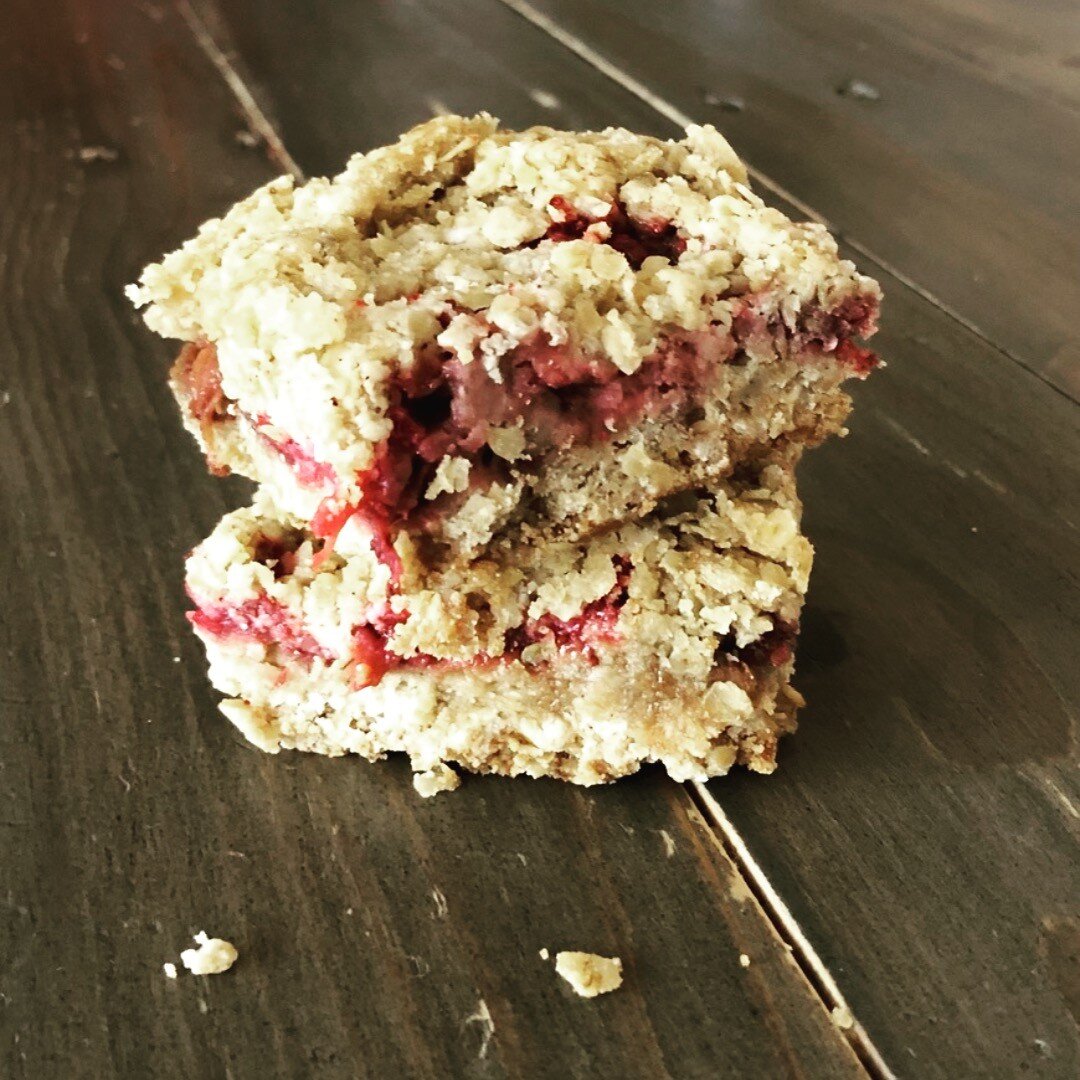 Strawberry Oat Crumble Bars, just one of my many favourite ways to enjoy local, in season strawberries.  Really hoping some pick your own berry patches will be open and welcoming guests soon.  Nothing better than local berries (and other fruit and ve