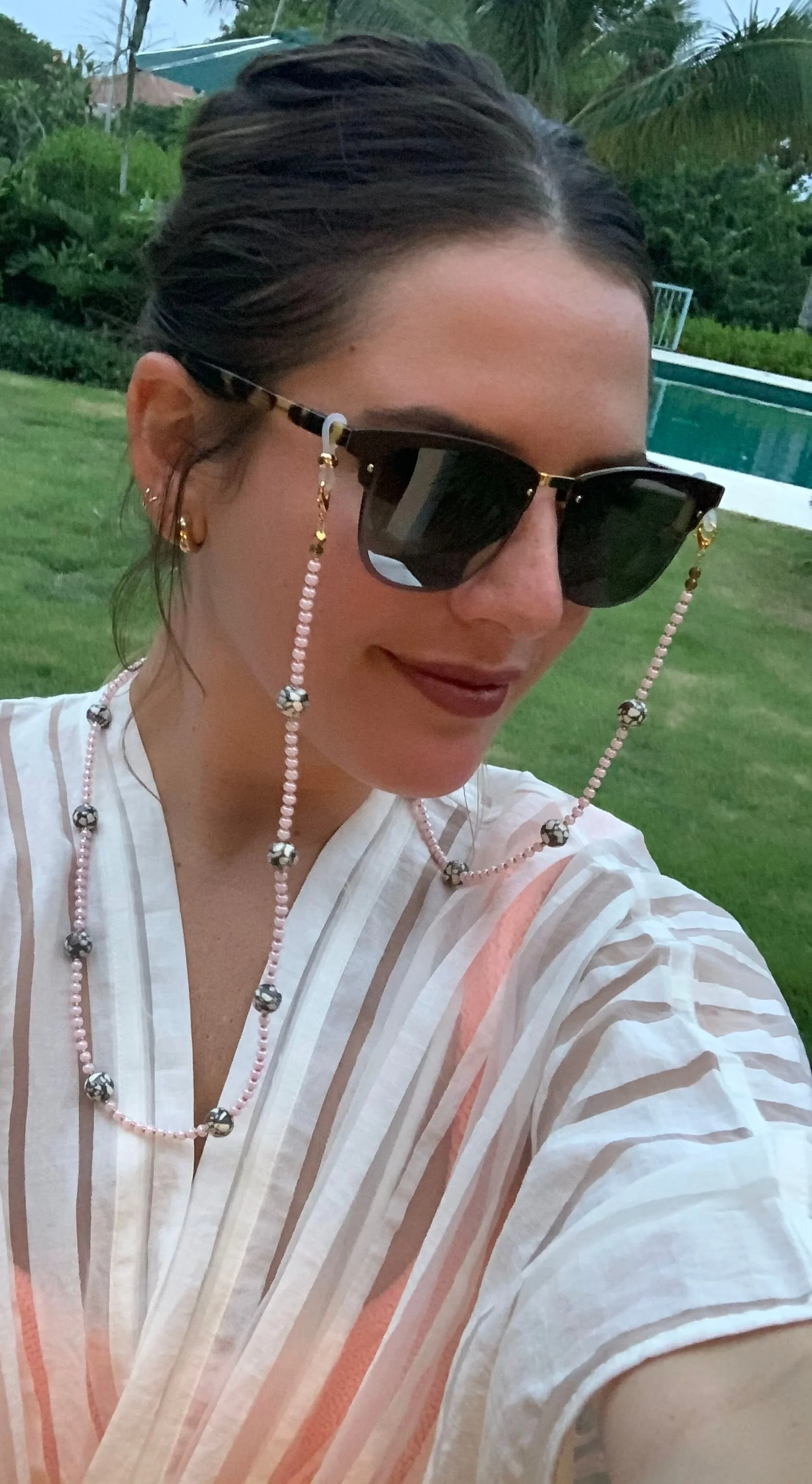 Pink Grey Mask &amp; Sunglass Chain (2 in 1)