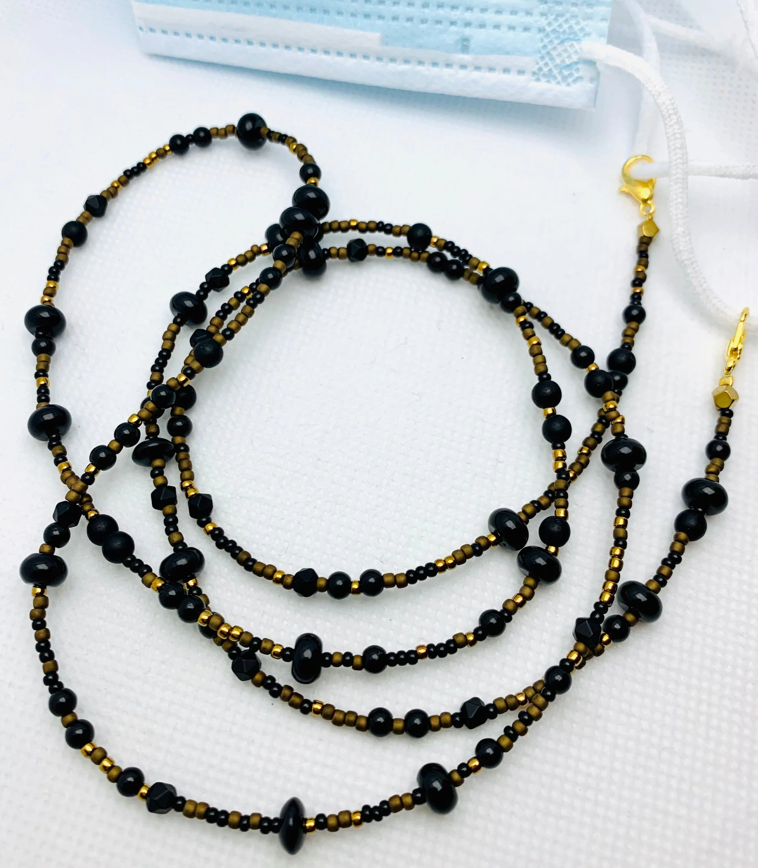 Black Olive Mask &amp; Sunglass Chain (2 in 1)