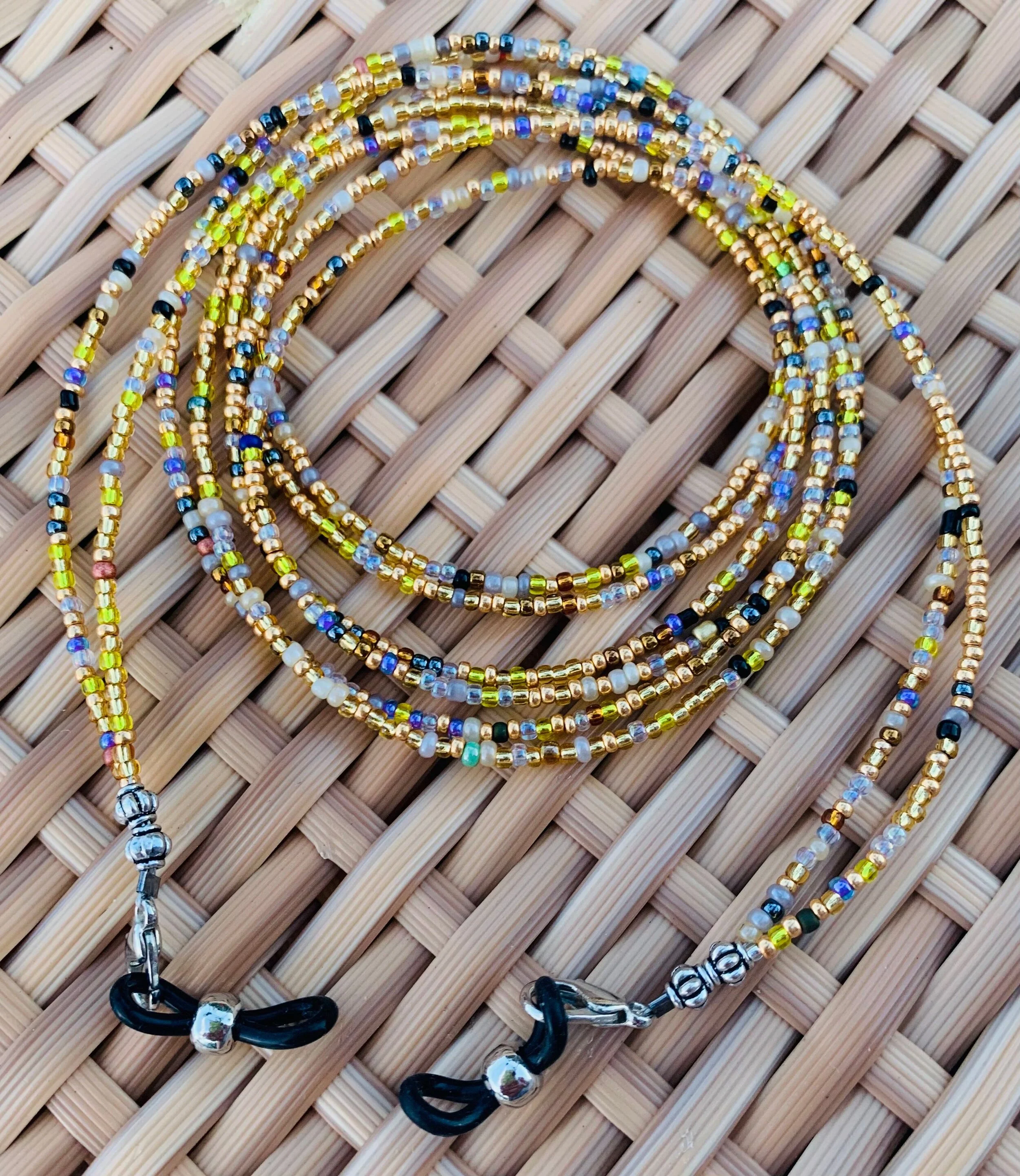 Tiny Neutral Mix Mask &amp; Sunglass Chain (2 in 1)