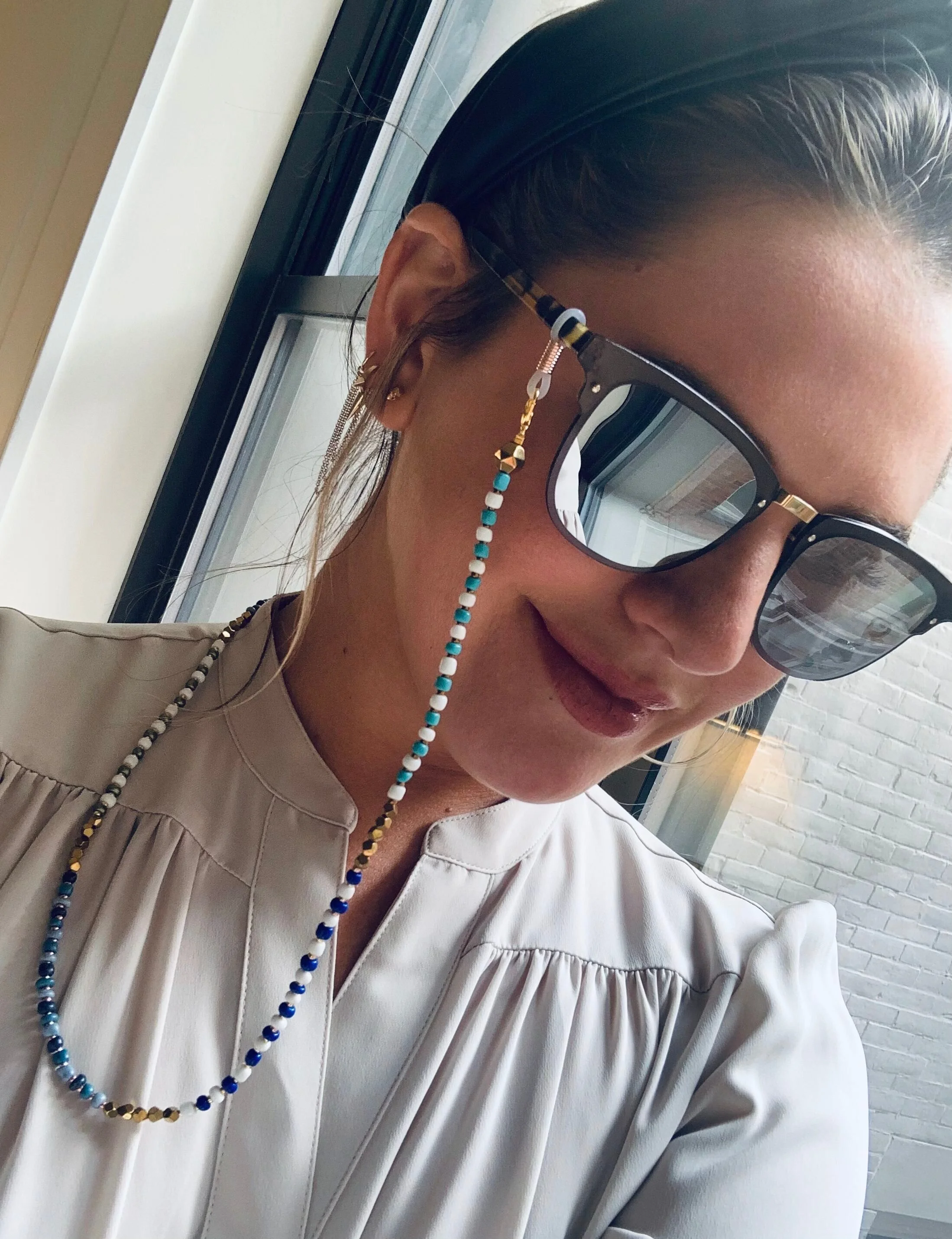 Blue Gold Mix Mask &amp; Sunglass Chain (2 in 1)