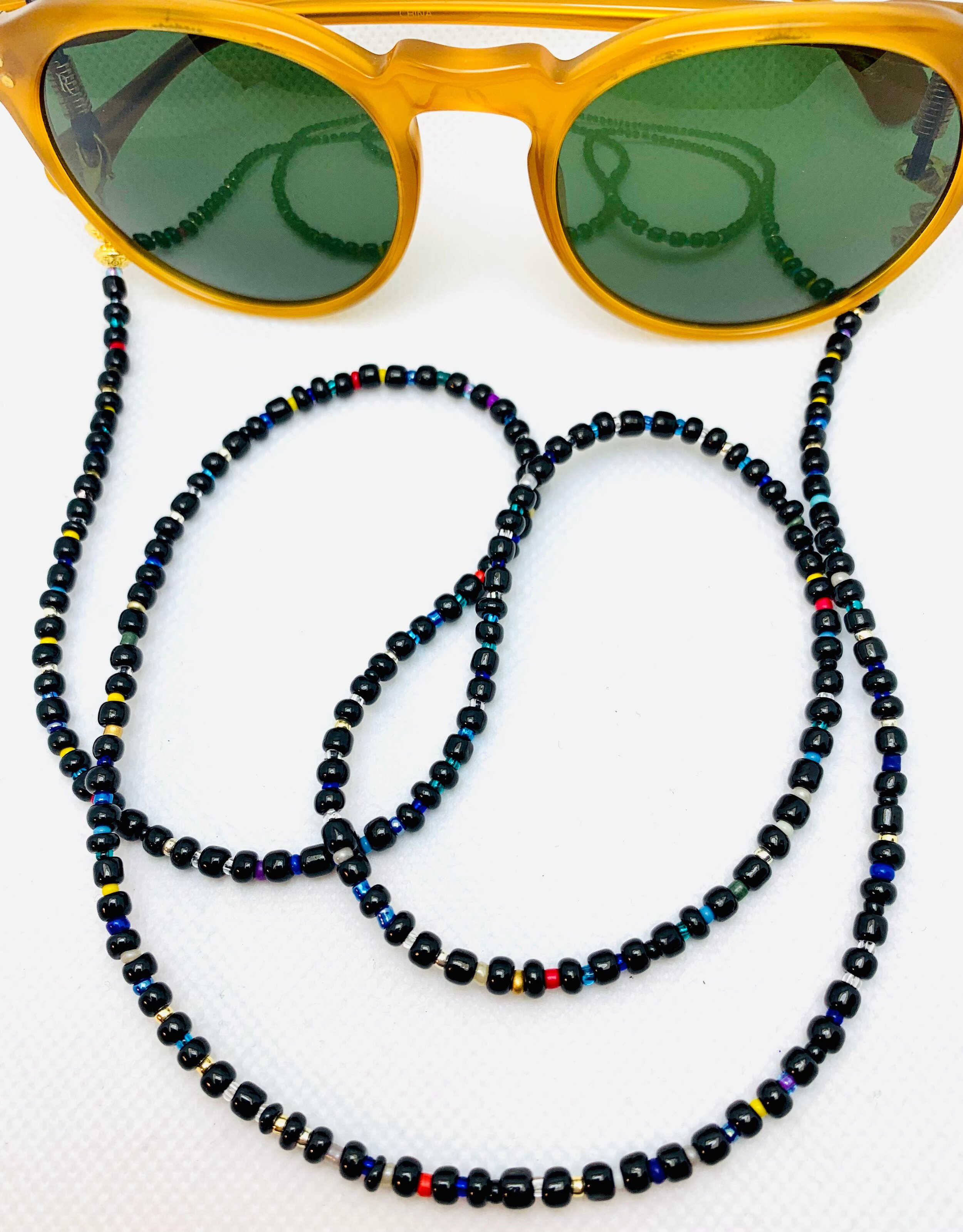 Round Black Colors Mask &amp; Sunglass Chain (2 in 1)