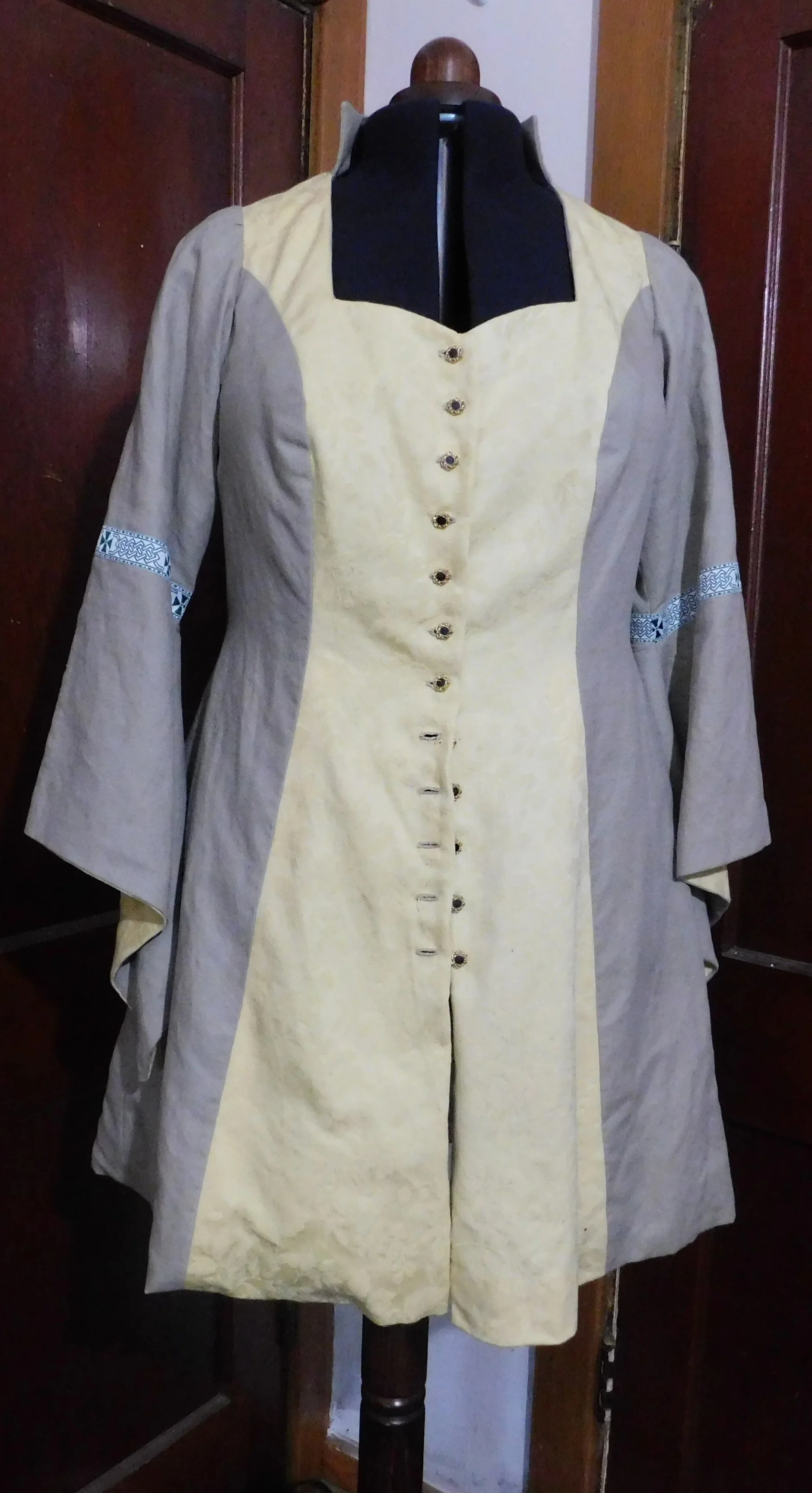 Sweetheart Ritual Coat Front.JPG