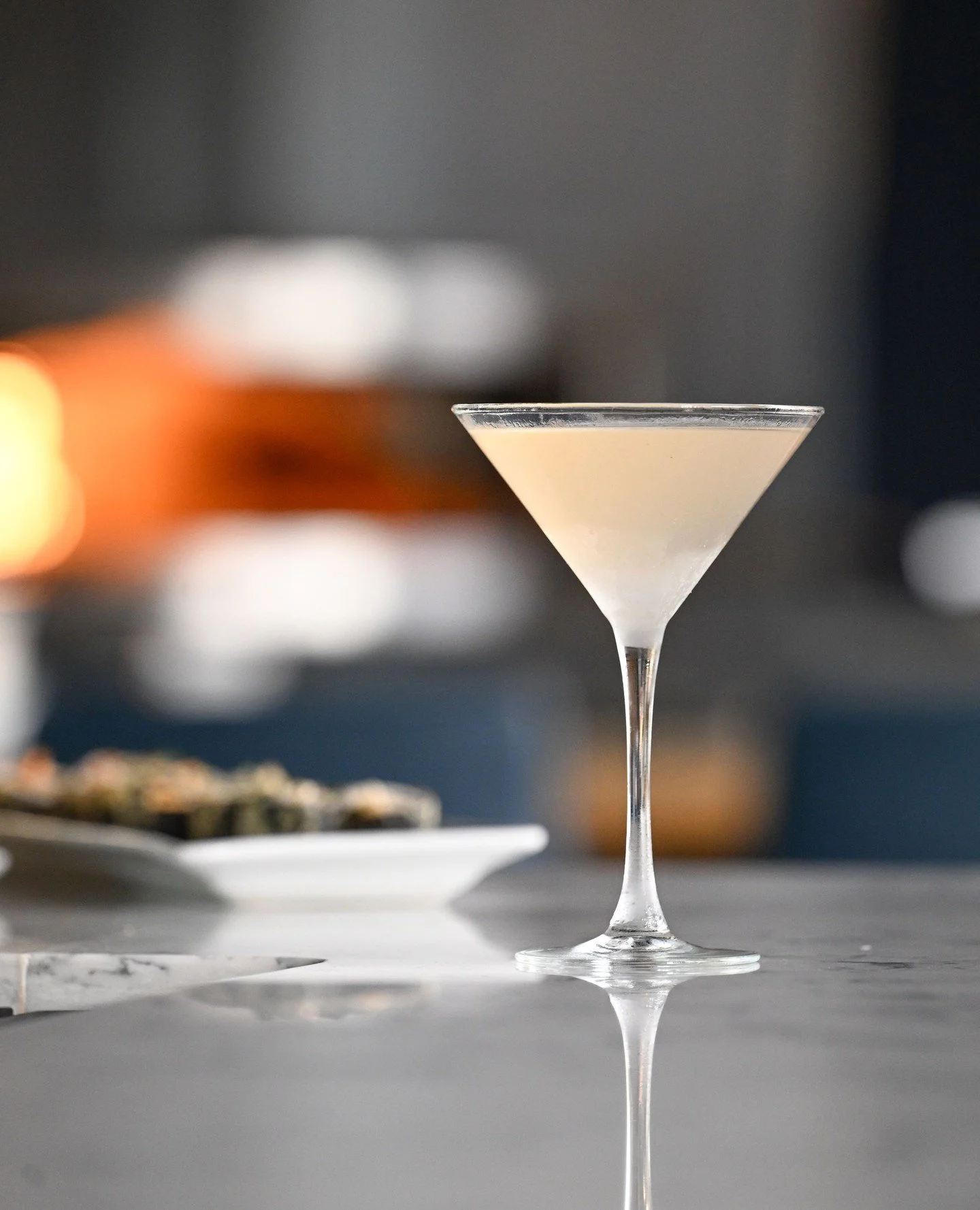 Signature craft cocktails, a wine list worth exploring, and local drafts... At The Poynt, the bar isn&rsquo;t just a &quot;stop before dinner&quot;. 🍸🍷🍺 #gettothepoynt⁠
⁠
Enjoy our Early Bar Menu from 4&ndash;6PM, Tuesday through Sunday featuring 