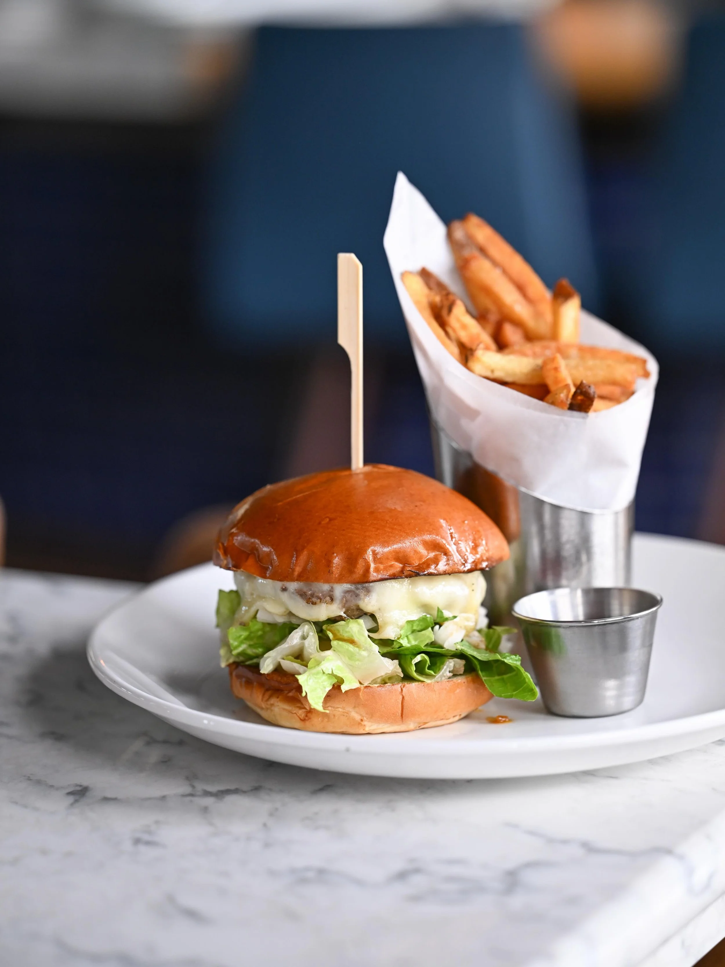 EAT A BURGER!
Happy National Burger Day, from your friends at The Poynt.
#GetToThePoynt