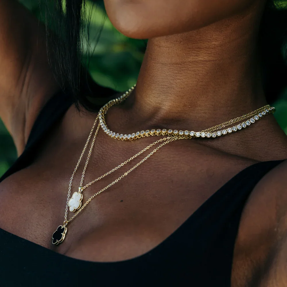bezel necklace pic 1.webp