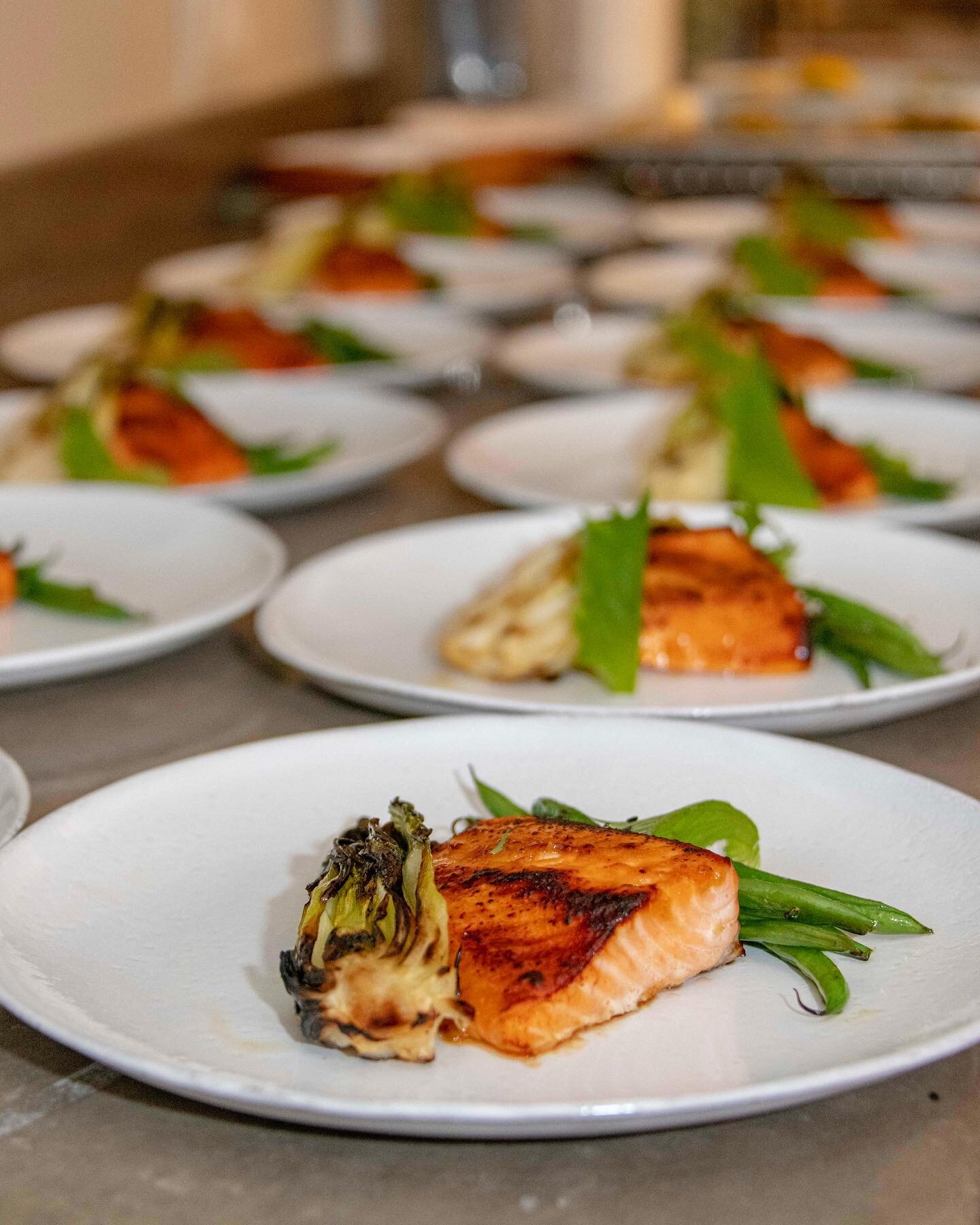 Miso glazed salmon with charred haricot verts, soy braised bok choy, and shiso for client dinner party.

📸: @aldisjoi 

#miso #salmon #eeeeeats #cheflife #chef #chefsofinstagram #privatecheffing #privatecheflife #privatechef #gaychef #food #eat #din